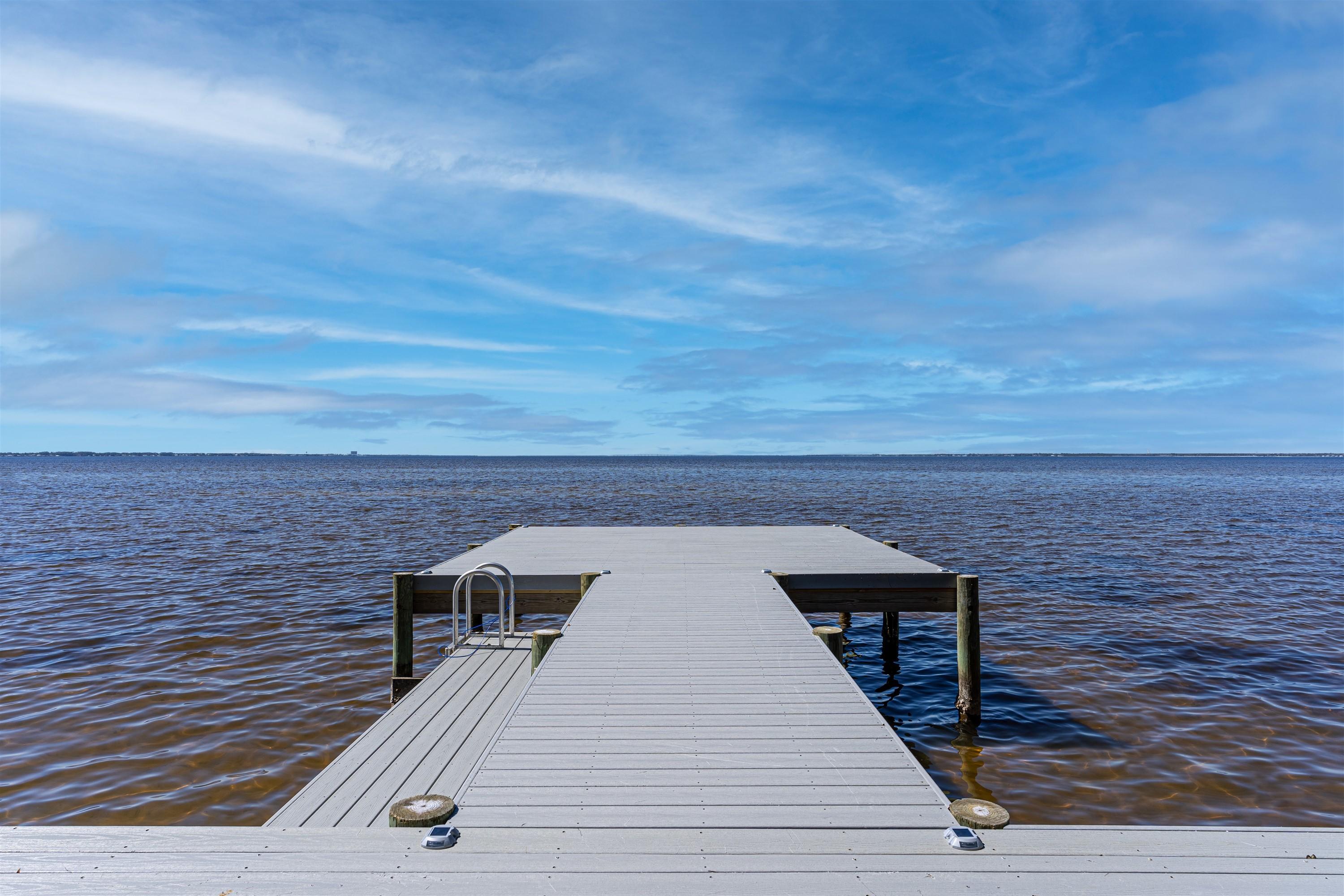 BURNT PINE - Residential