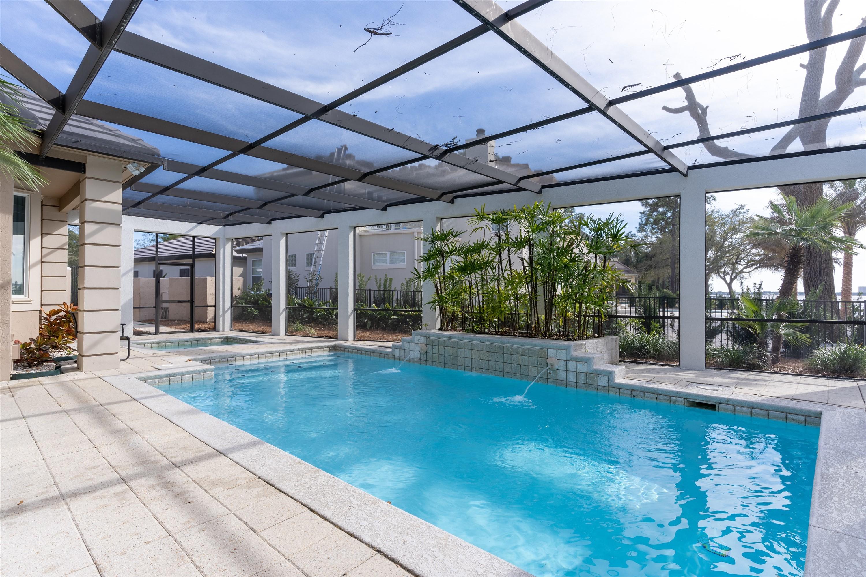 BURNT PINE - Residential