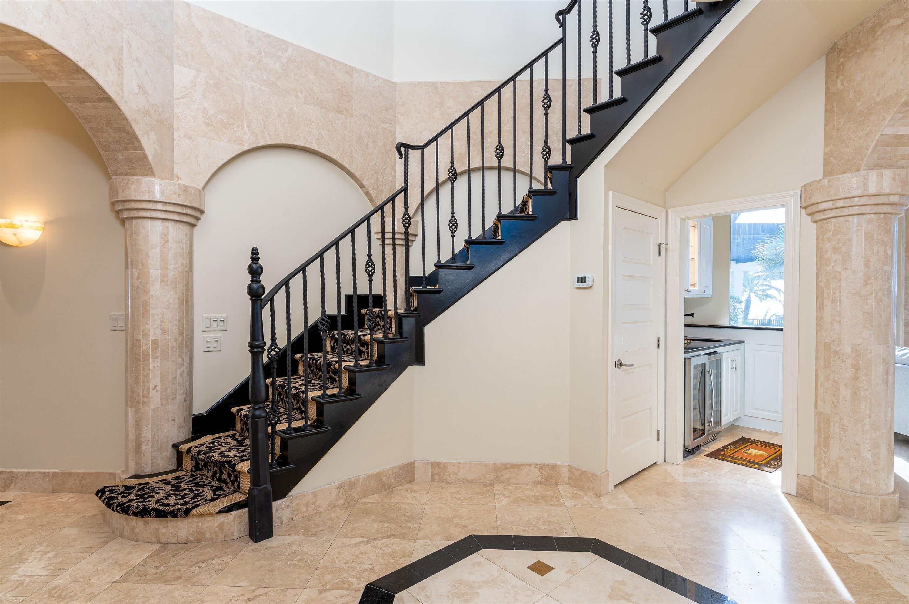 BURNT PINE - Residential