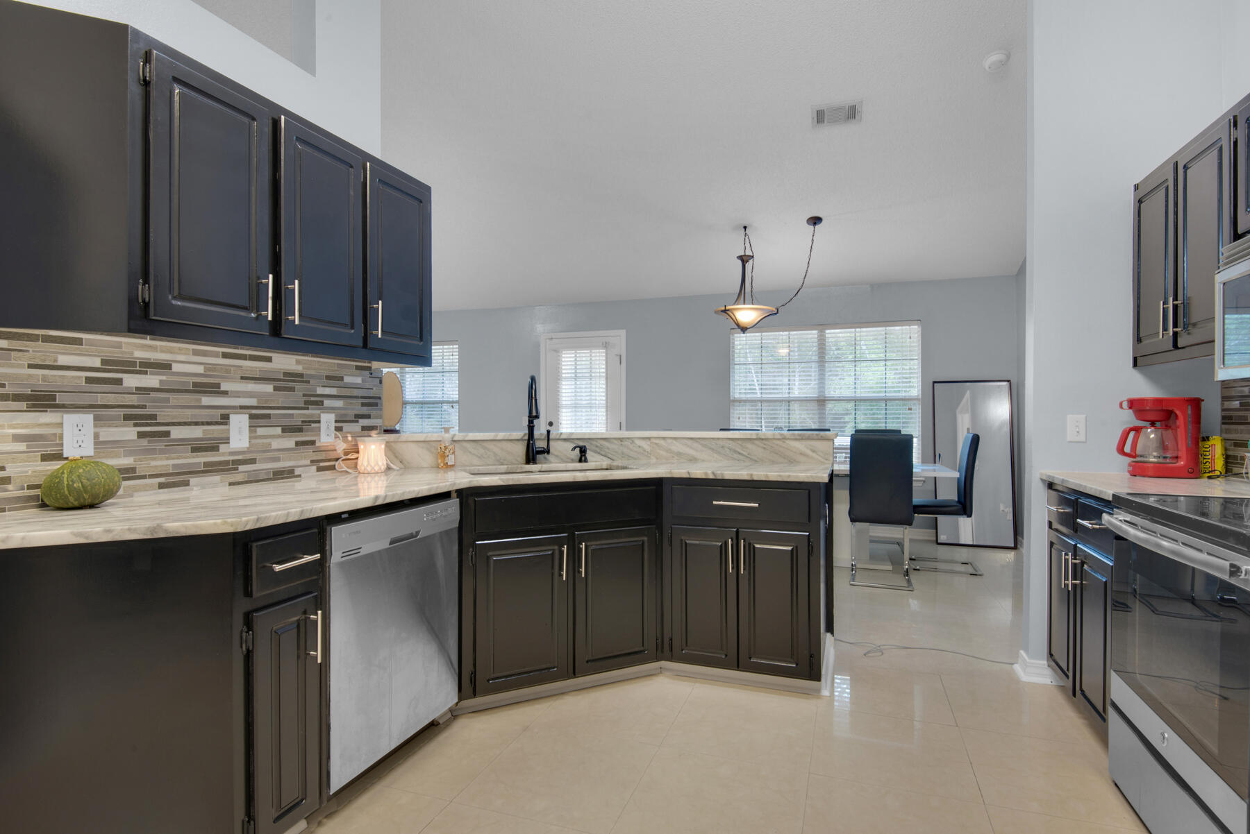 CHEROKEE BEND S/D PH 2 - Residential