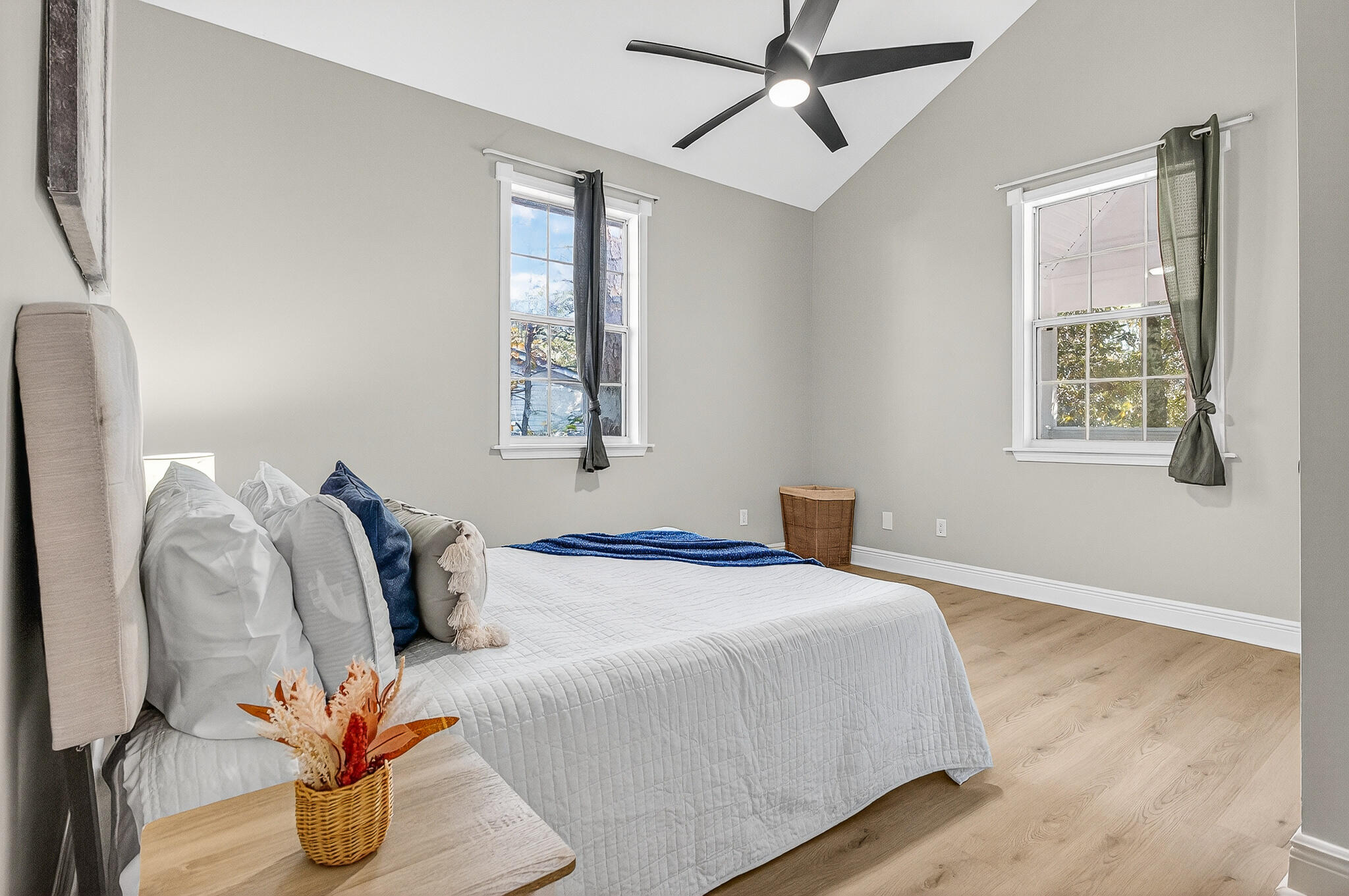 TOWN OF SANTA ROSA - Residential