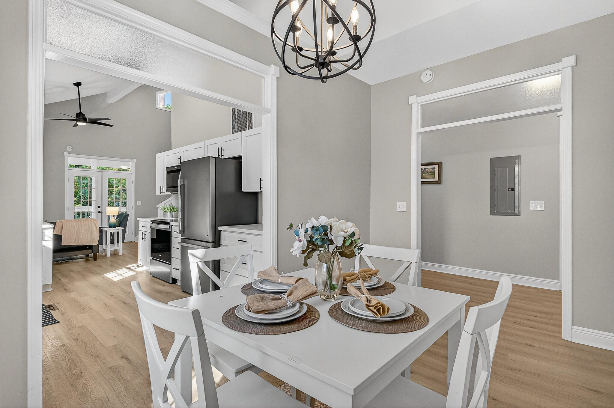 TOWN OF SANTA ROSA - Residential