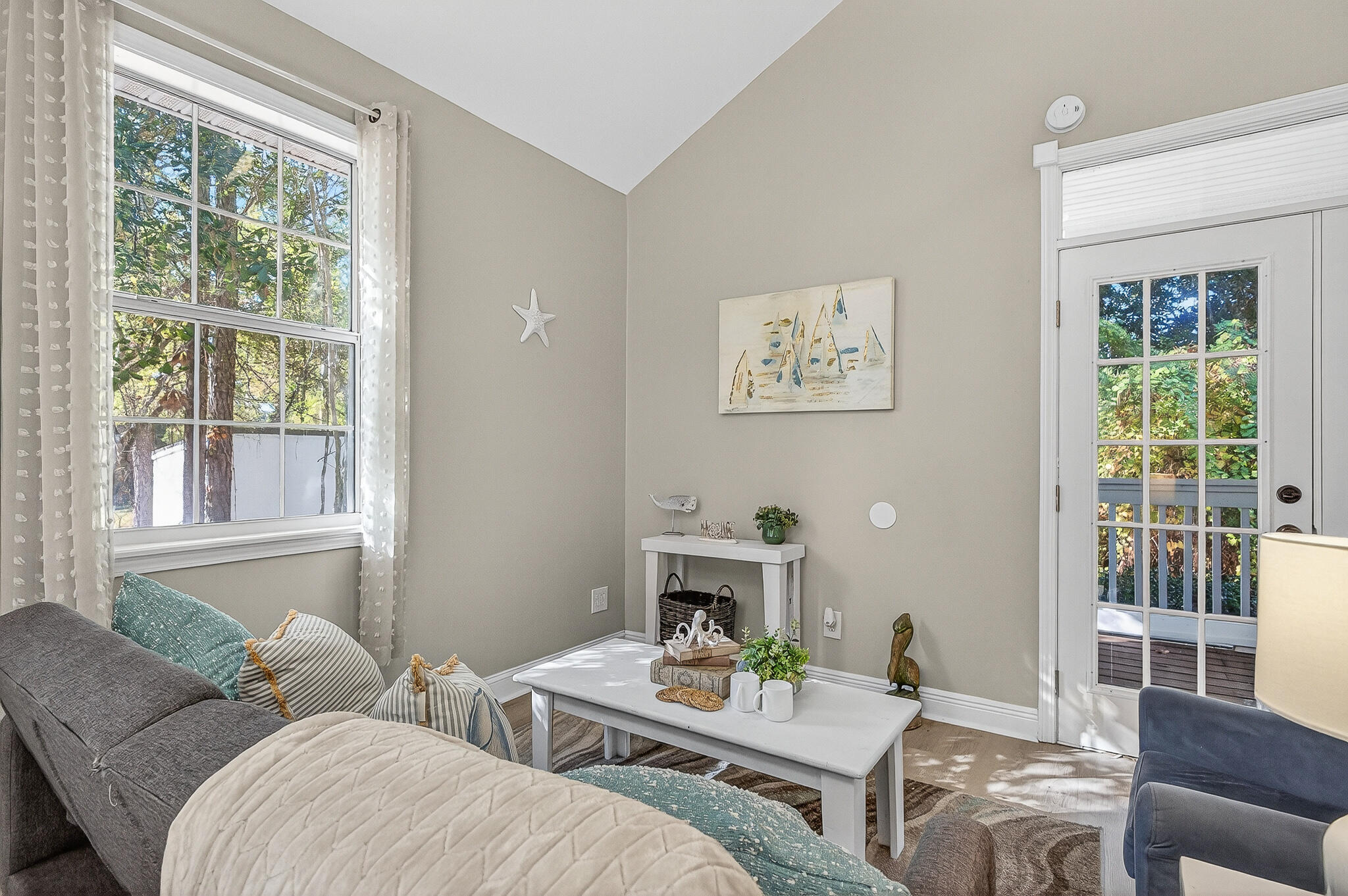 TOWN OF SANTA ROSA - Residential