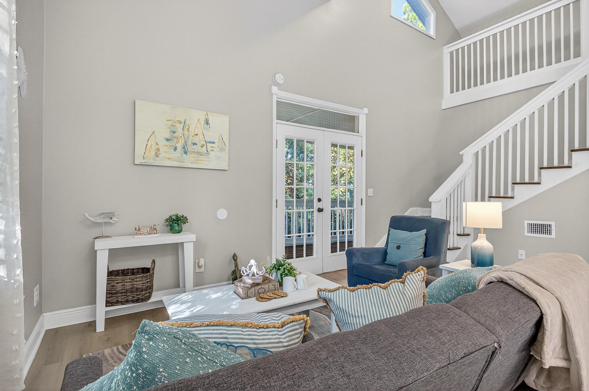 TOWN OF SANTA ROSA - Residential