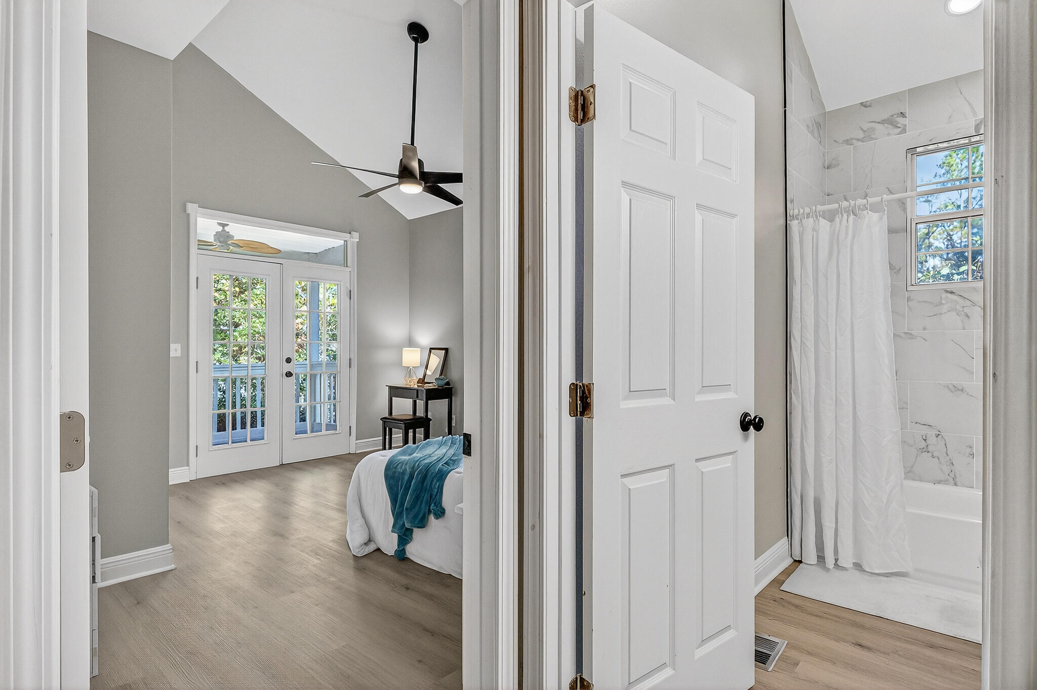 TOWN OF SANTA ROSA - Residential