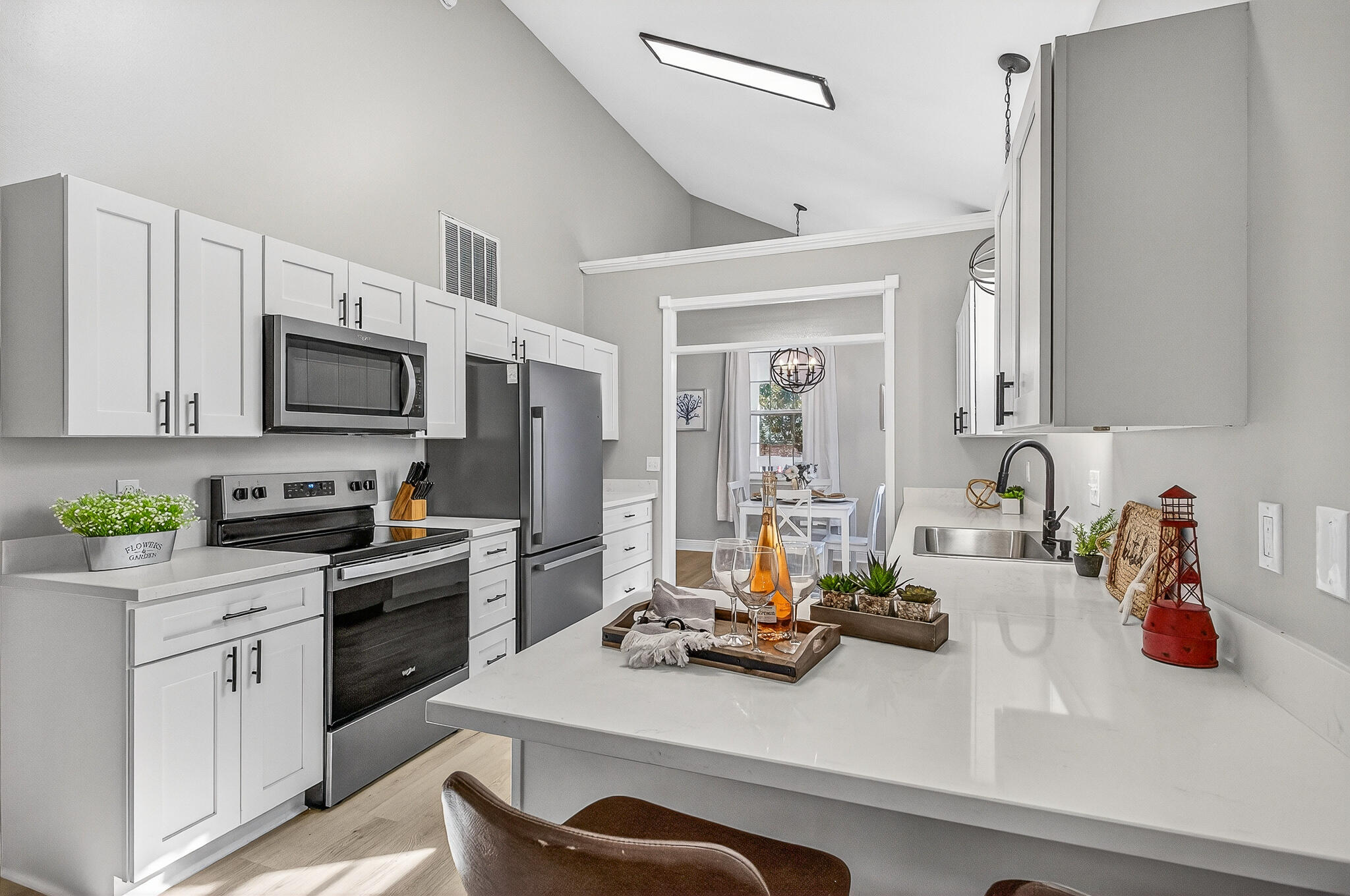 TOWN OF SANTA ROSA - Residential