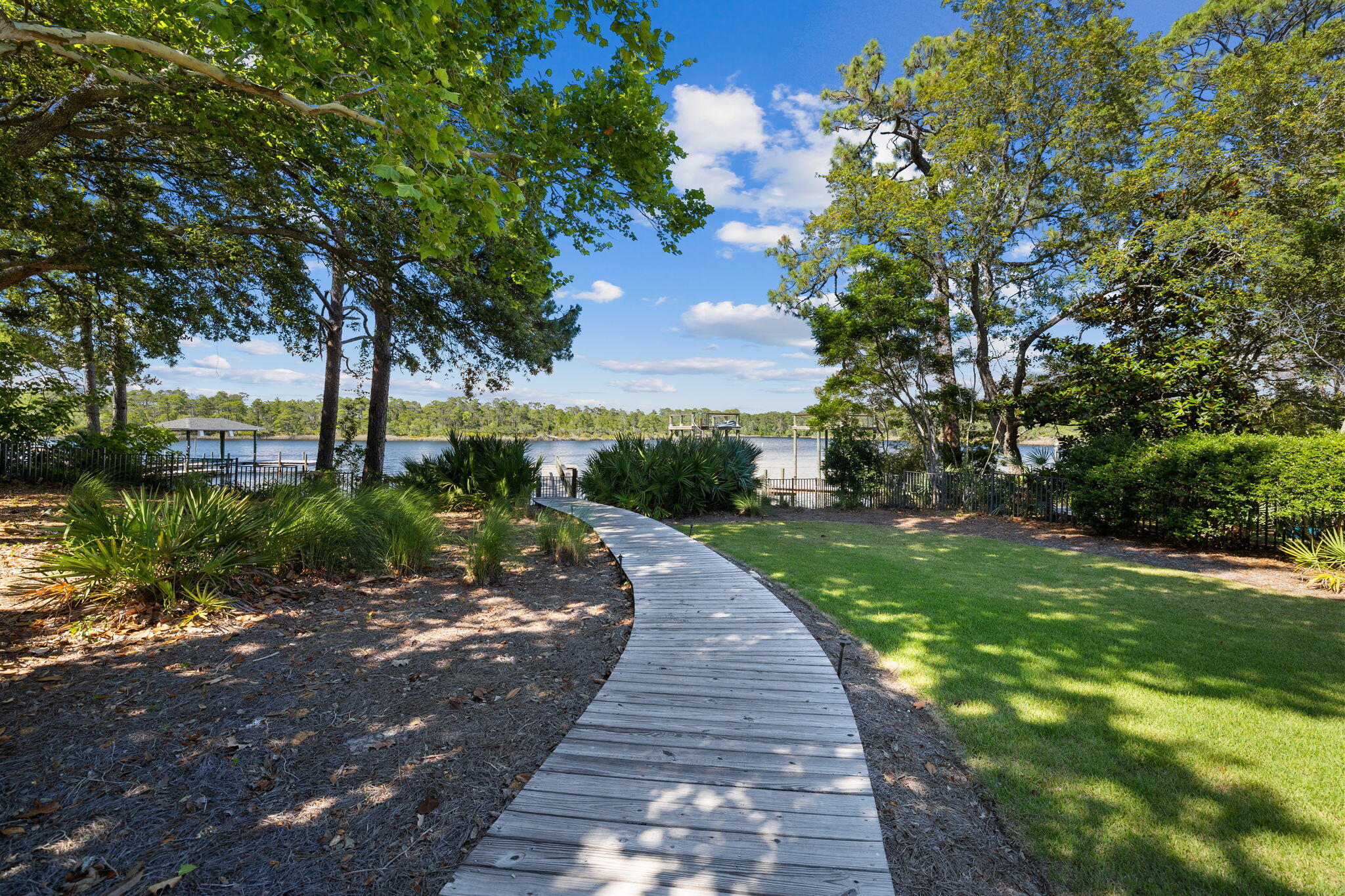 INLET HEIGHTS - Residential