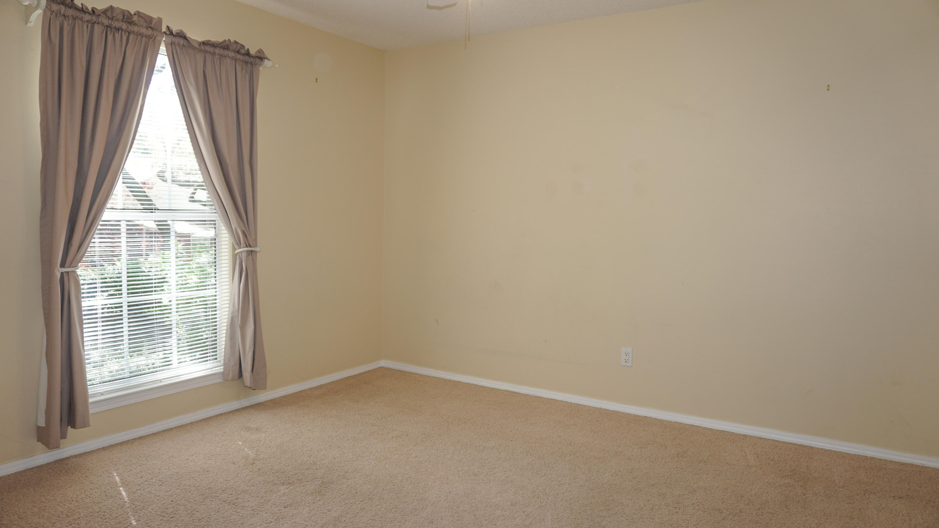 MOSSY OAKS - Residential