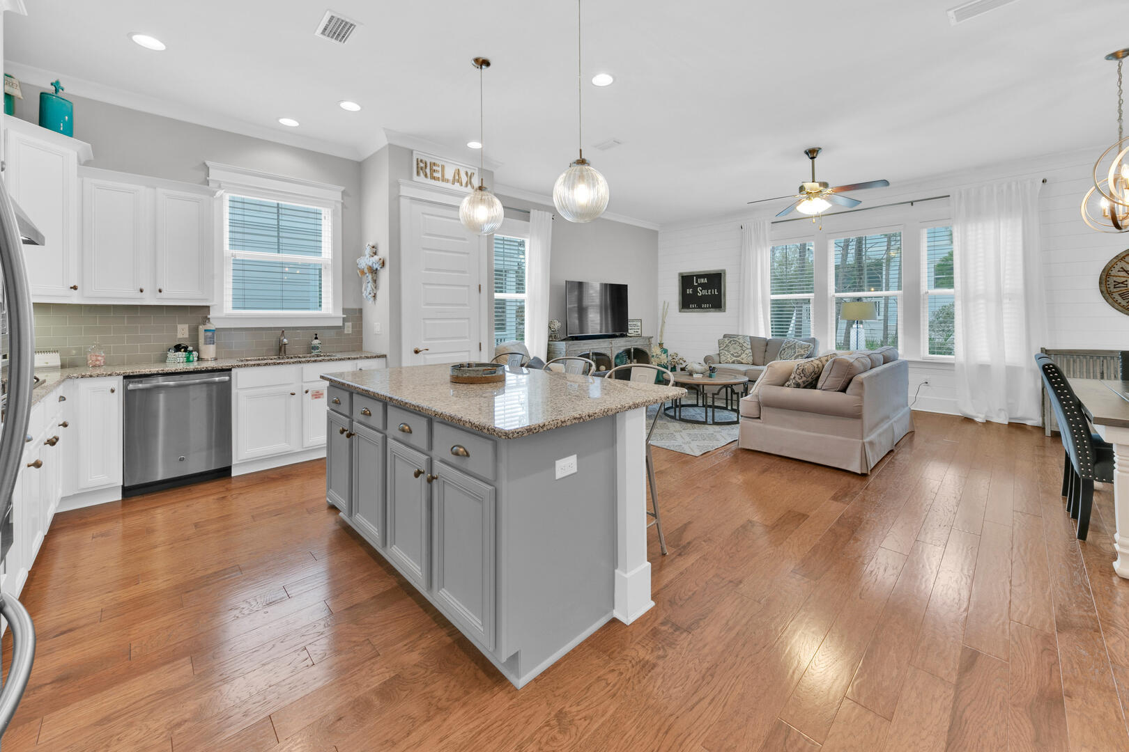 HIGHLAND PARKS - Residential