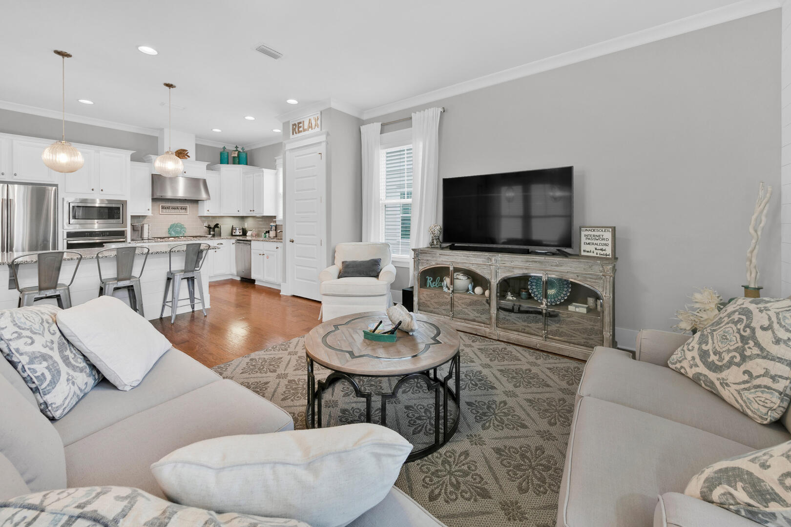HIGHLAND PARKS - Residential