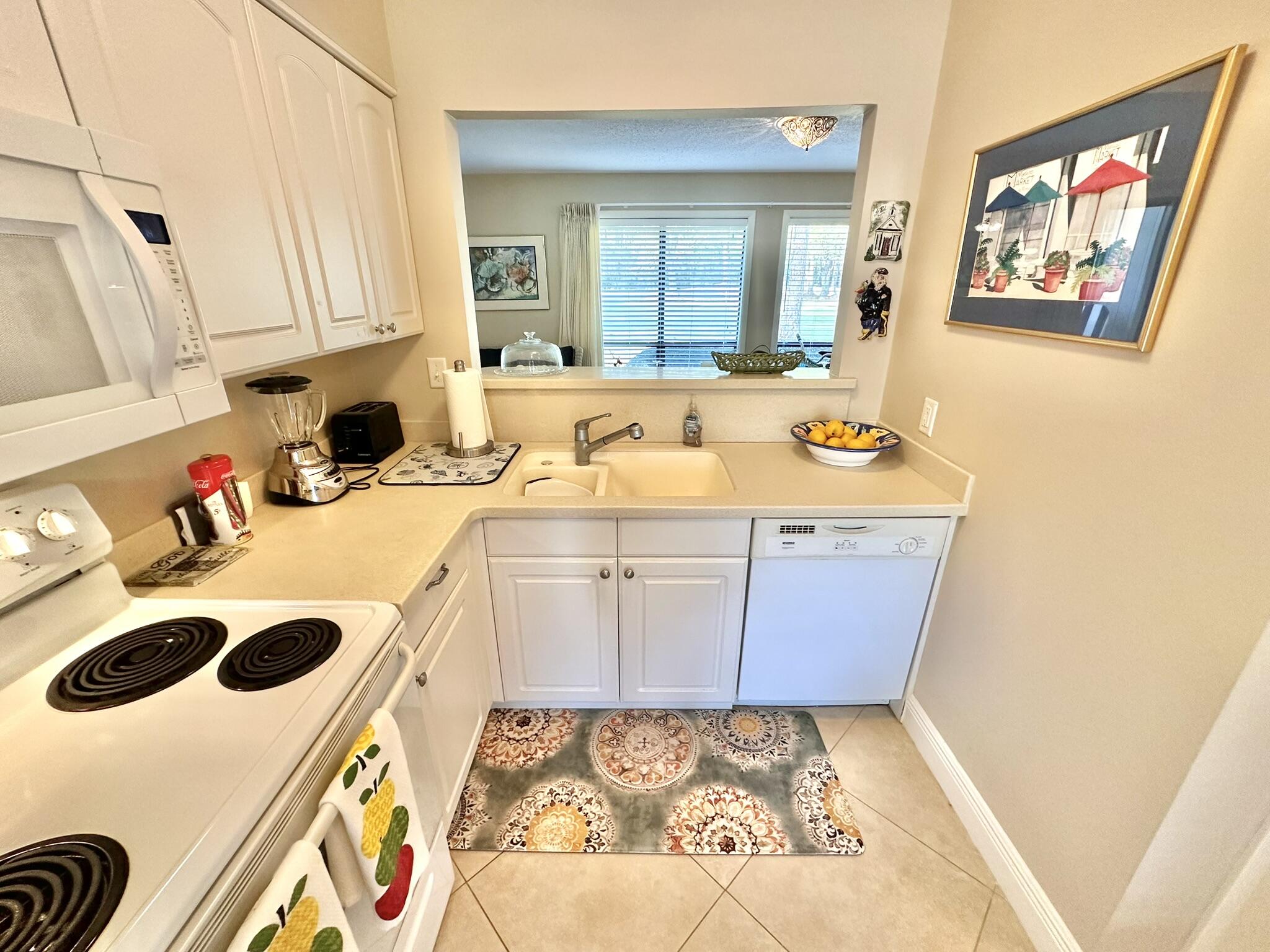 AUGUSTA VILLAGE CONDO - Residential