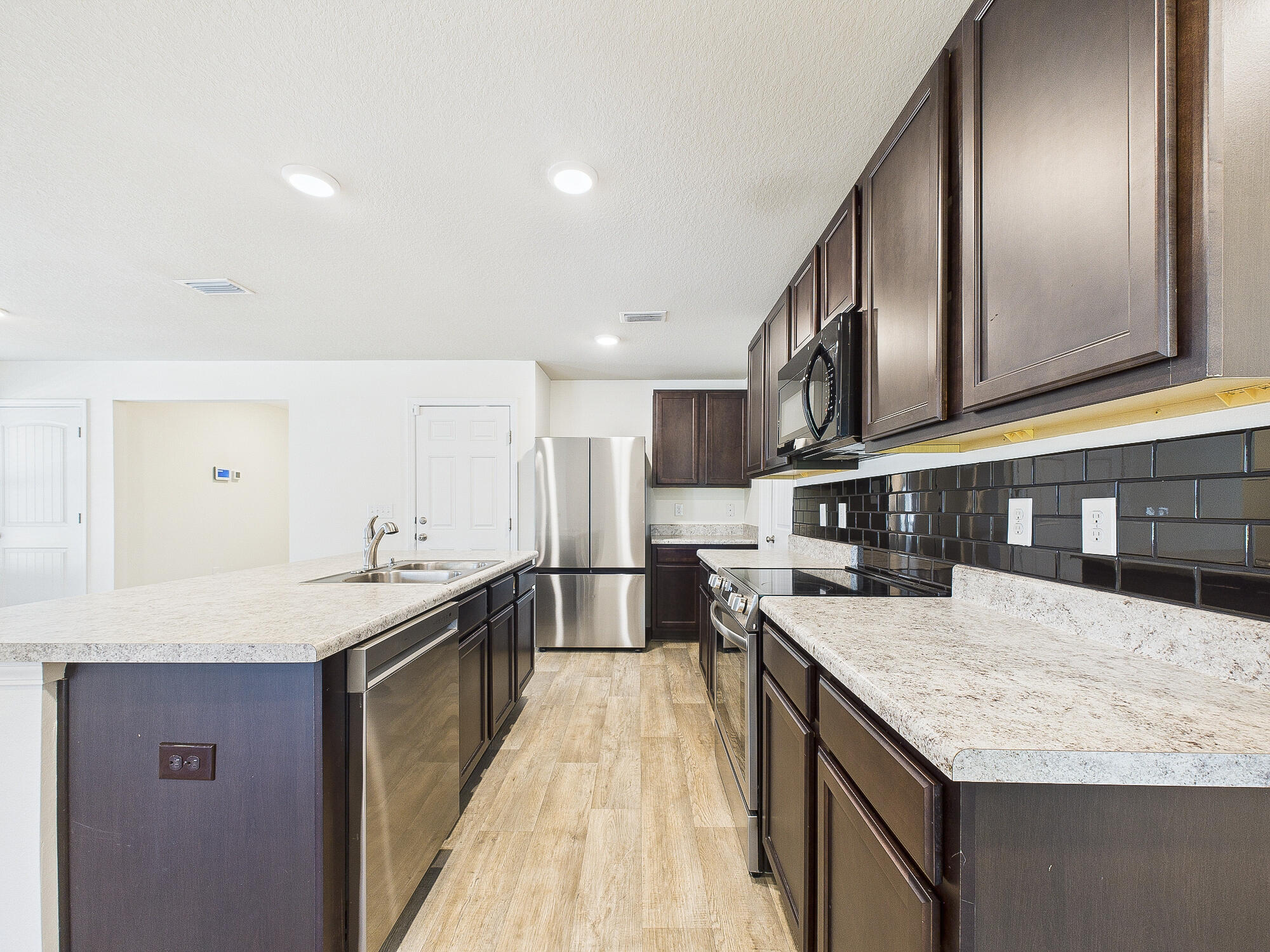 HAMMOCK BAY - Residential