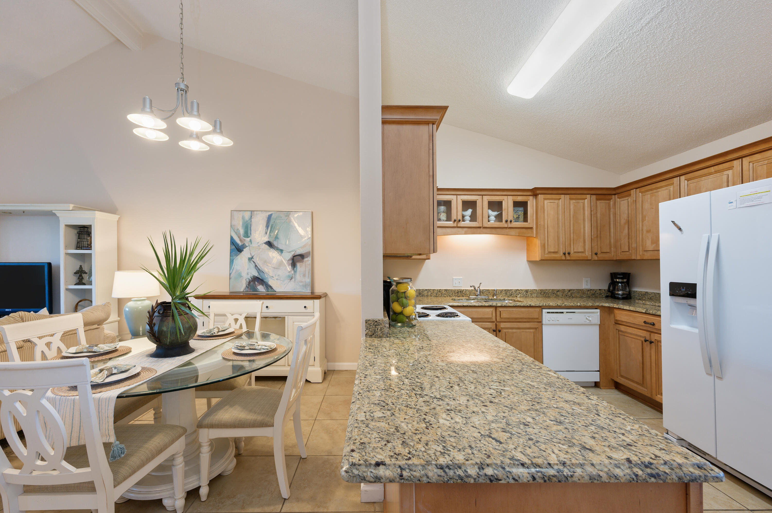 CHATEAU LA MER 11 - Residential