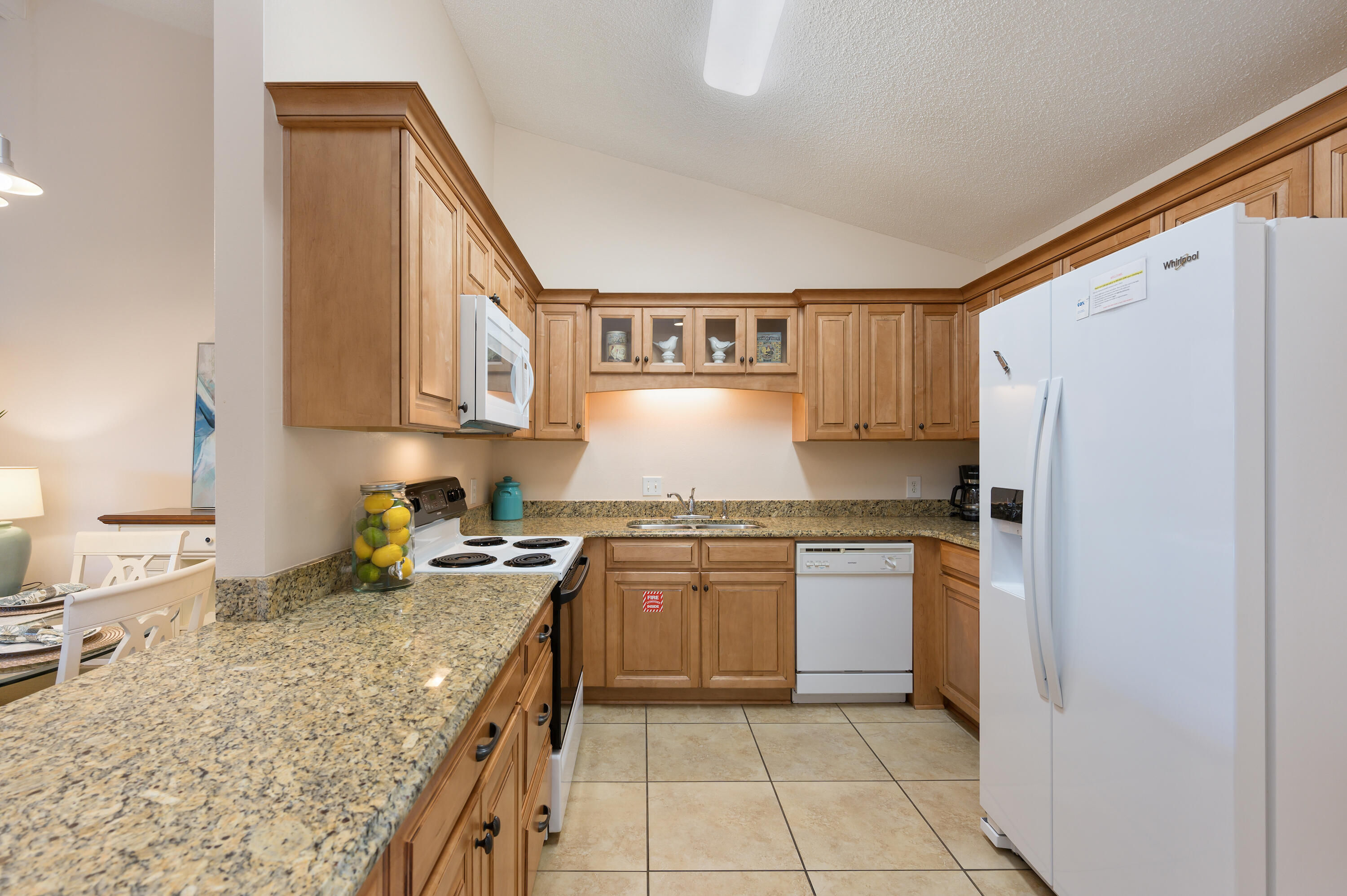 CHATEAU LA MER 11 - Residential