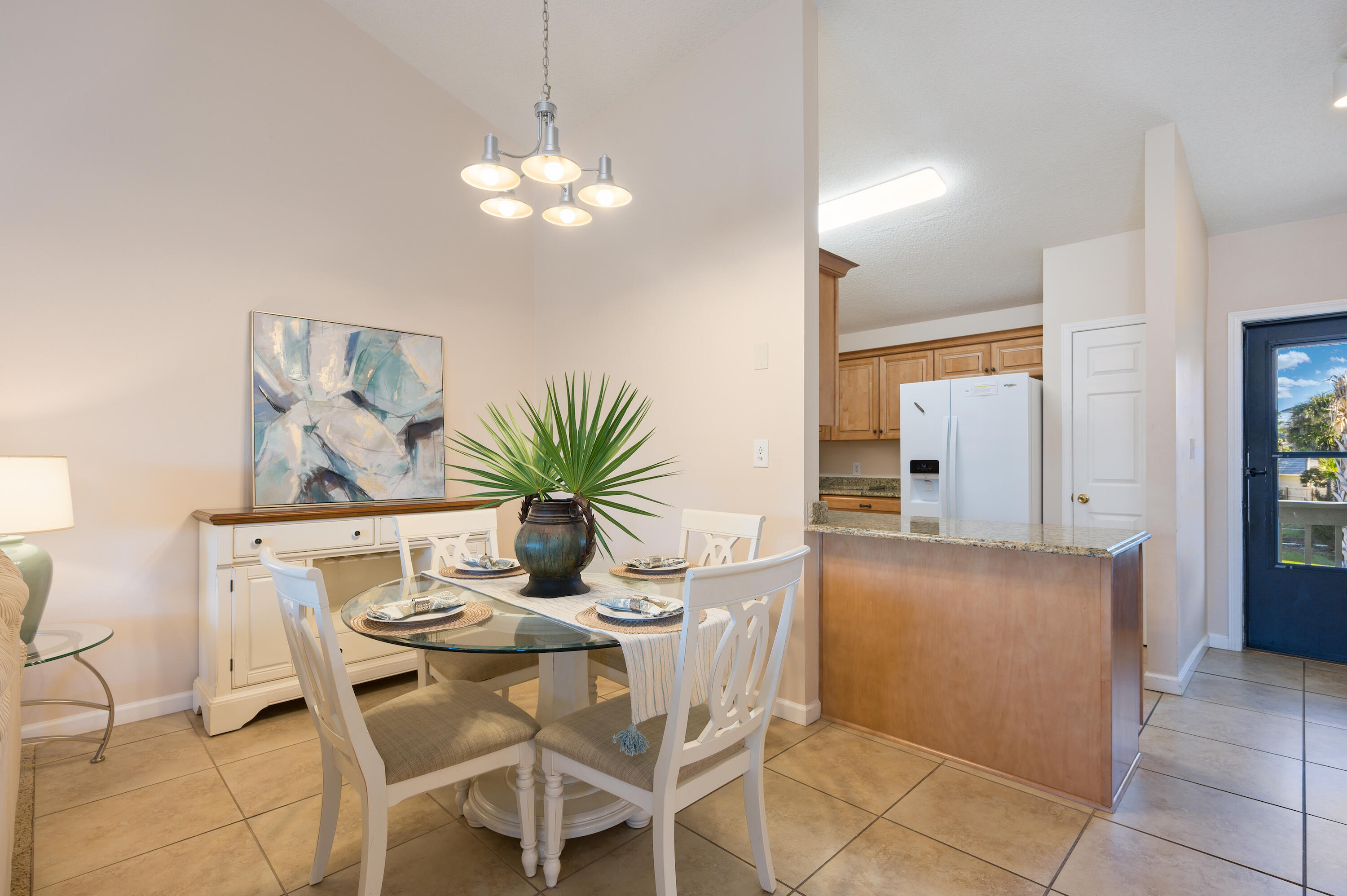 CHATEAU LA MER 11 - Residential