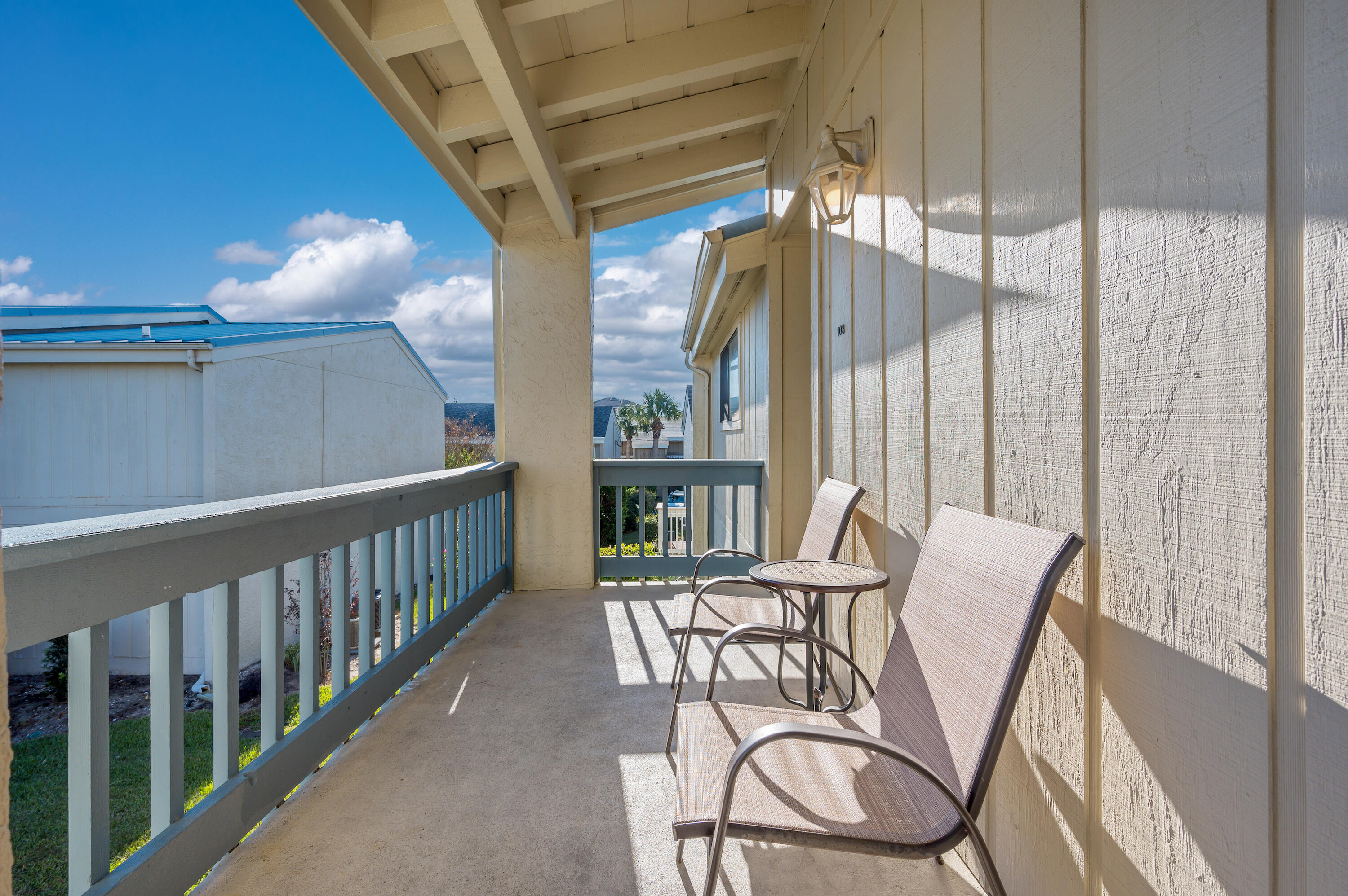 CHATEAU LA MER 11 - Residential