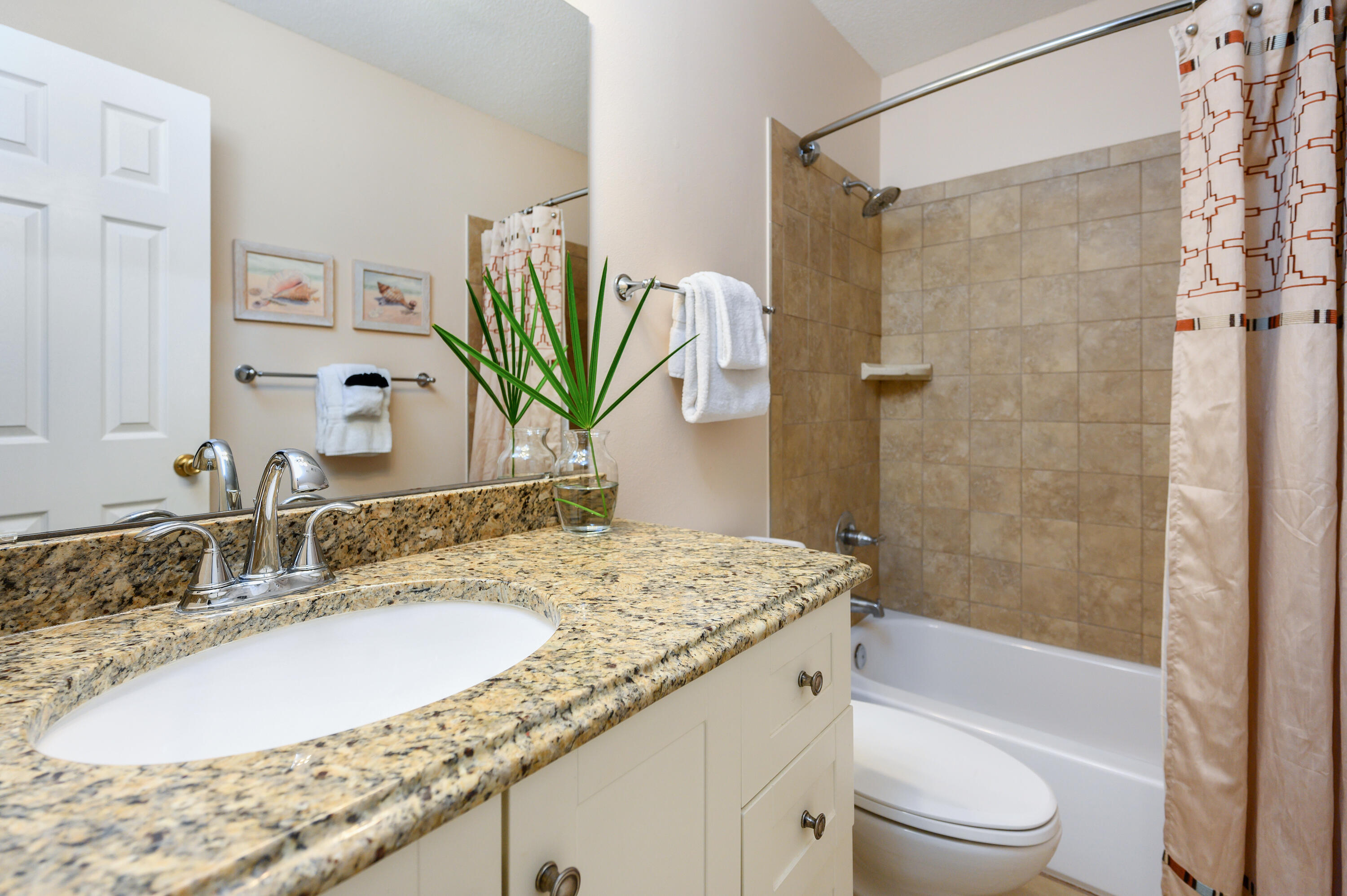 CHATEAU LA MER 11 - Residential