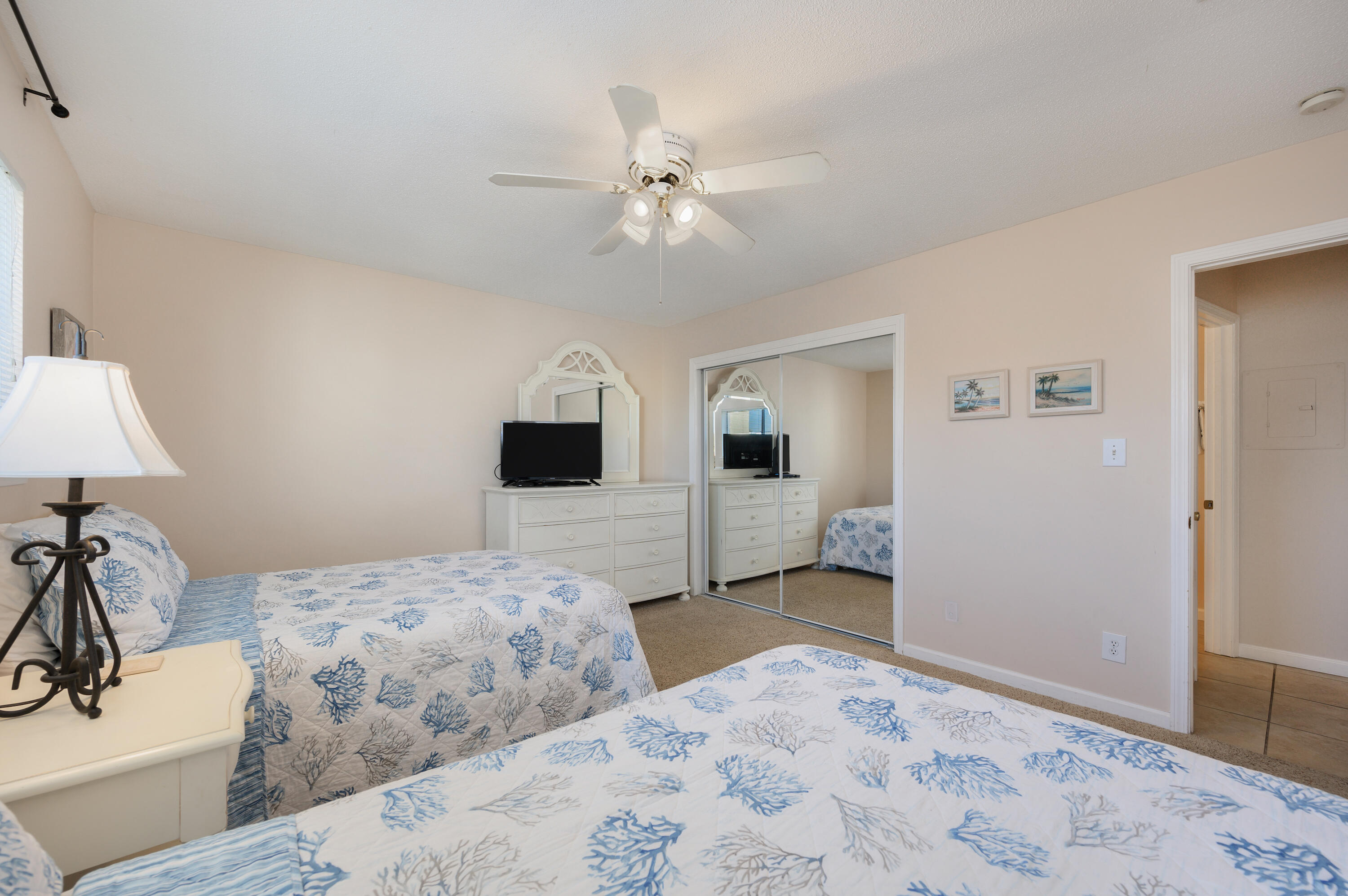 CHATEAU LA MER 11 - Residential