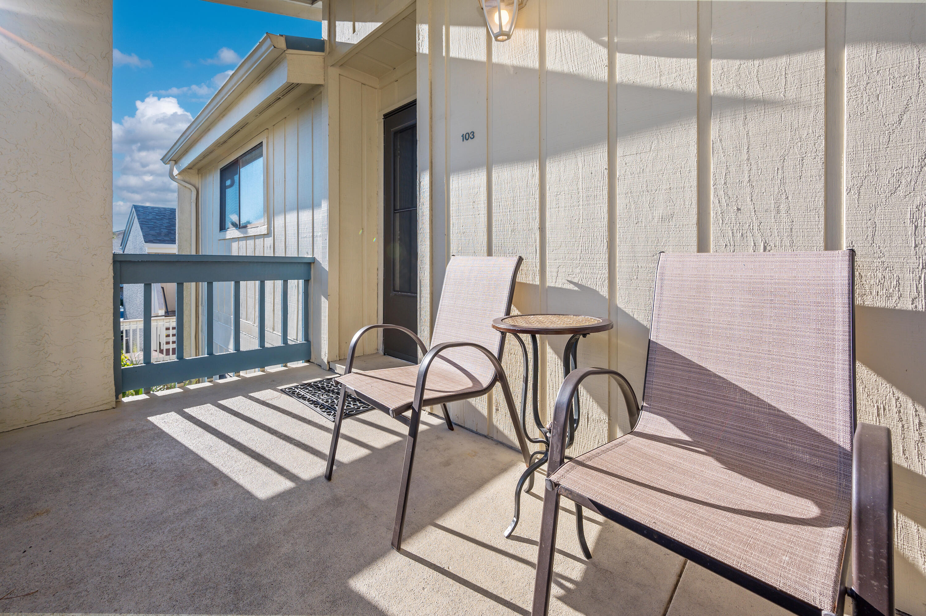 CHATEAU LA MER 11 - Residential