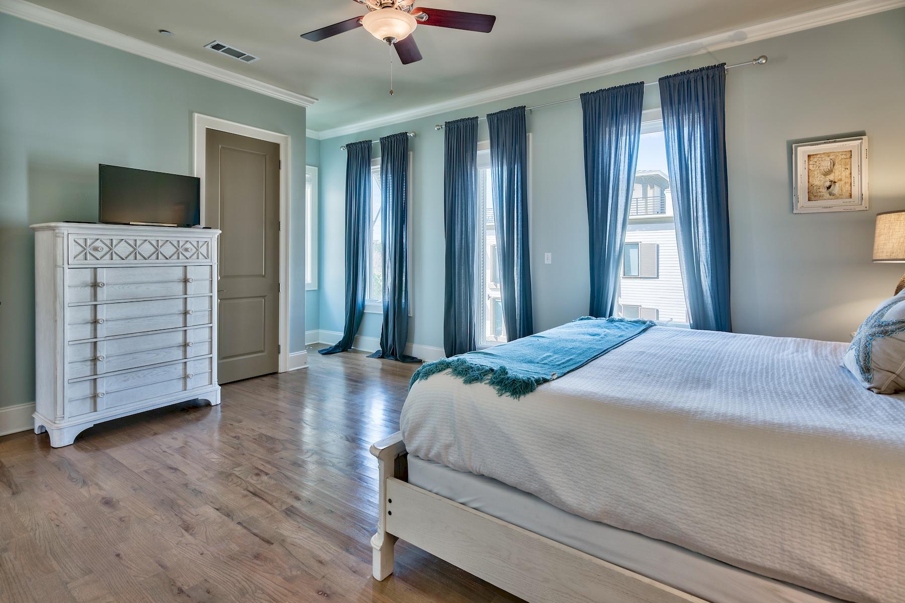 THIRTY BLU - Residential