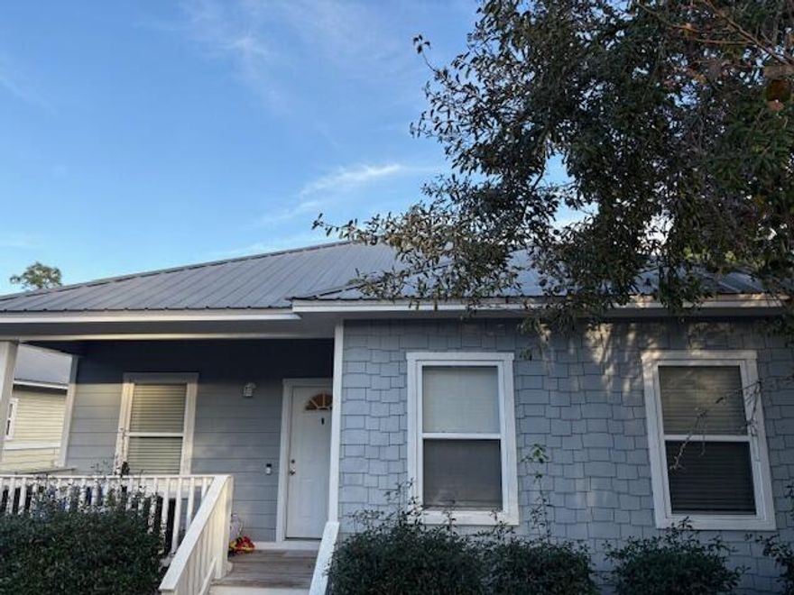 Available January 15th!!**Pets considered with owner approval**Charming 4 bedroom, 2 bathroom home with a spacious, functional layout and move-in-ready updates. Step into a bright living area with large windows and easy-care flooring that flows into the main living spaces. The kitchen features rich wood cabinetry, stainless steel appliances, and plenty of counter and storage space--great for everyday cooking or entertaining.The primary suite offers a comfortable bedroom and private bath with a large vanity, while three additional bedrooms provide flexibility for guests, a home office, or hobby rooms. Both bathrooms are nicely updated with modern fixtures and finishes.Outside, enjoy a fenced backyard with mature trees and room to relax or play. Obligo: ***Cut the Upfront Costs  Move In Without a Security Deposit!***
We've partnered with Obligo to help qualified renters save money when it matters most.

*All pets are registered via pet screening, and all assistance animals are verified through the same screening process.**

**Carpet cleaning (if applicable) & Admin Fee charged **

Tenant to verify all data. Please contact Sound Choice Real Estate to schedule a showing- 850-389-8533.

***Approval is based on several factors as follows***
- Rental History and Verification
- Employment History and Verification
- Credit History
- Criminal Background & Terrorist Database Check
- Pet Verification