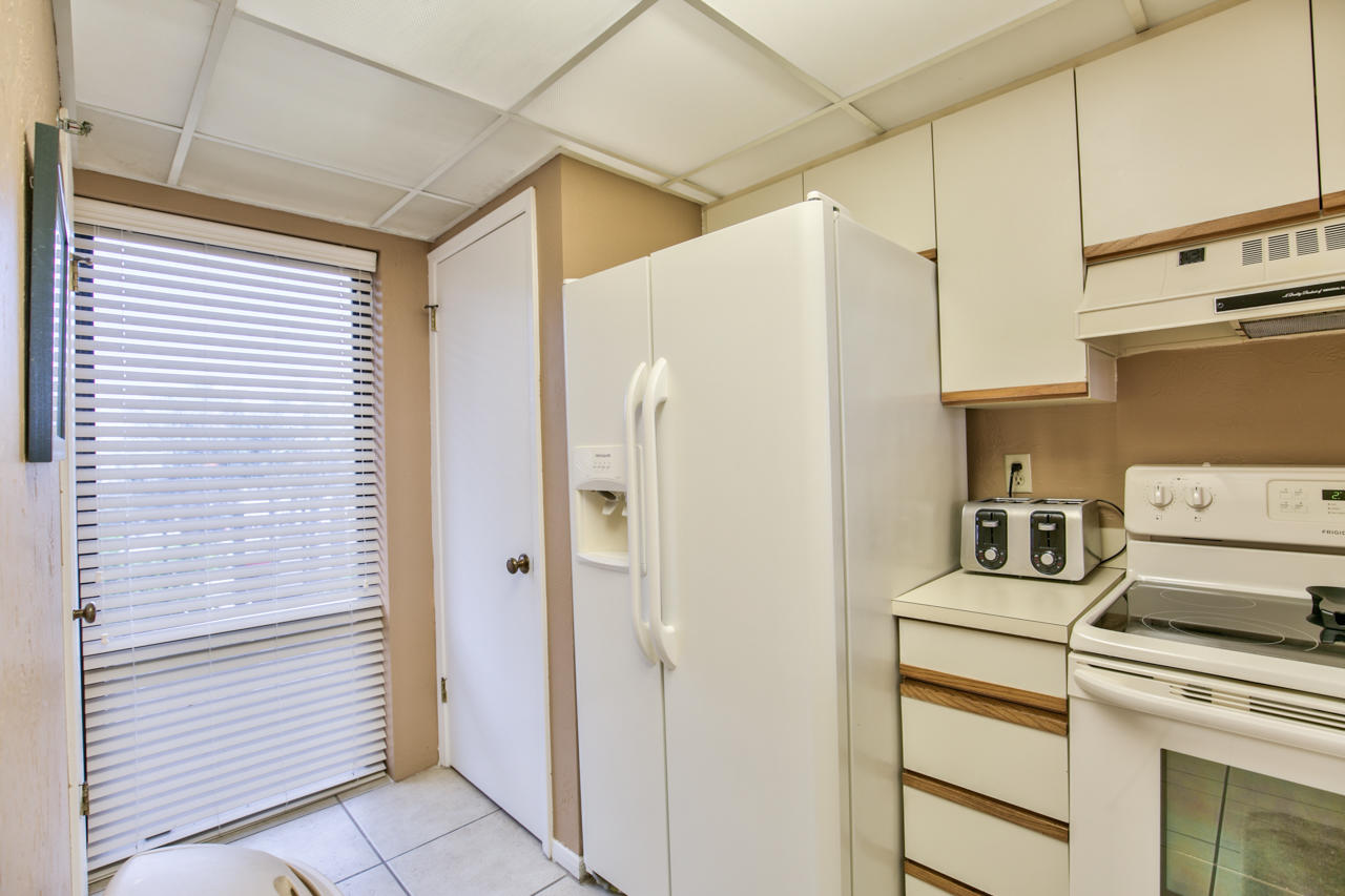 EDGEWATER TOWER 3 - Residential