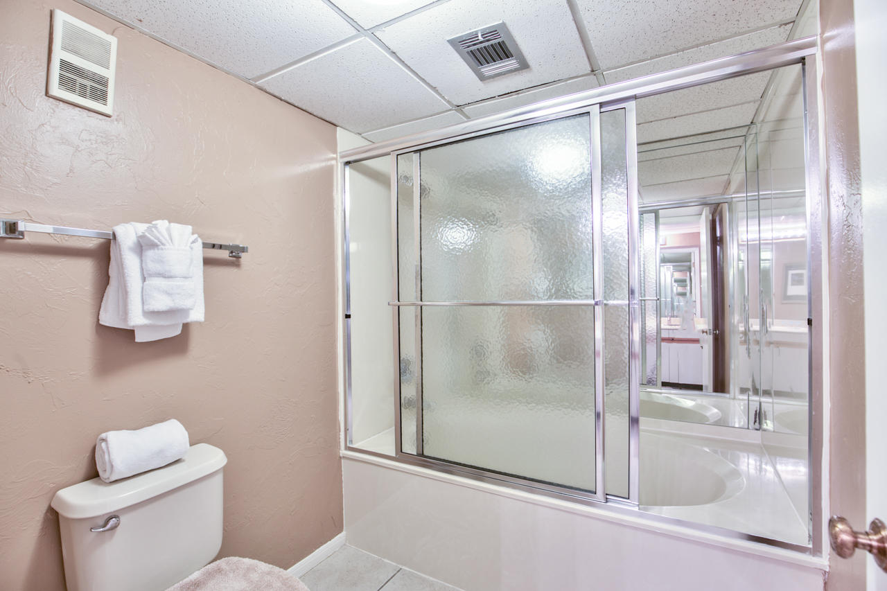 EDGEWATER TOWER 3 - Residential