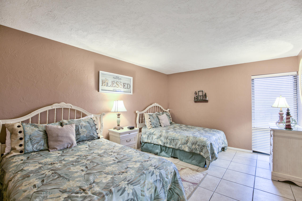 EDGEWATER TOWER 3 - Residential