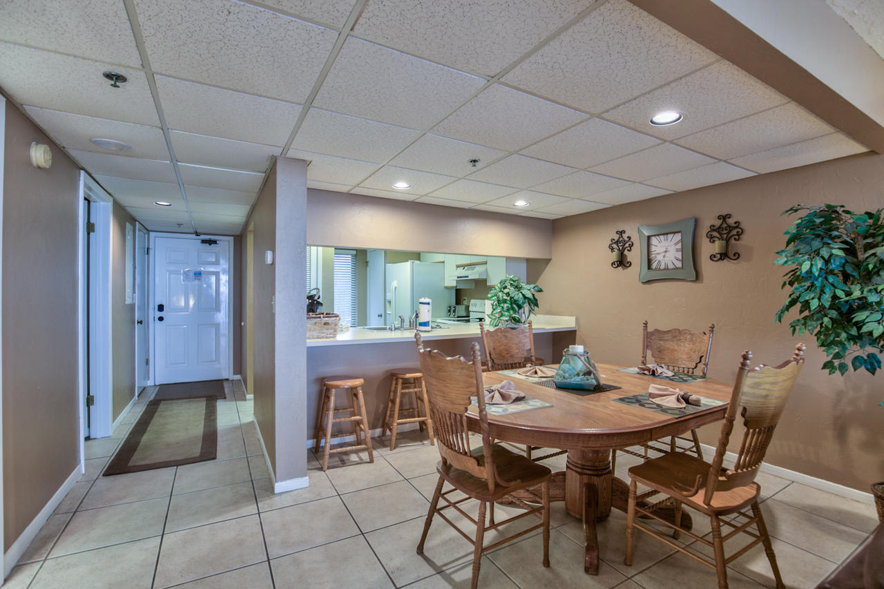 EDGEWATER TOWER 3 - Residential