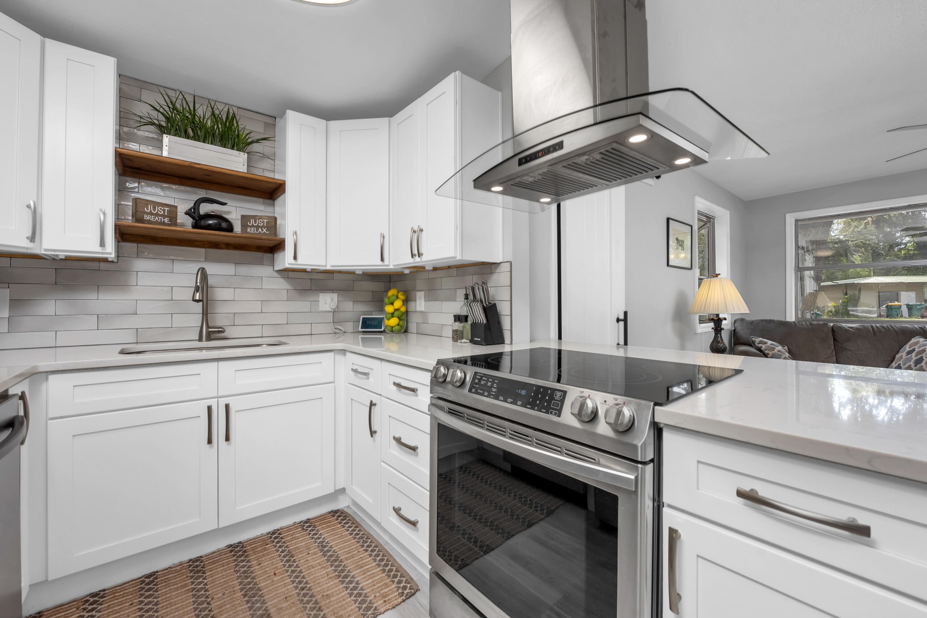 GARNIERS BEACH 2ND - Residential Lease