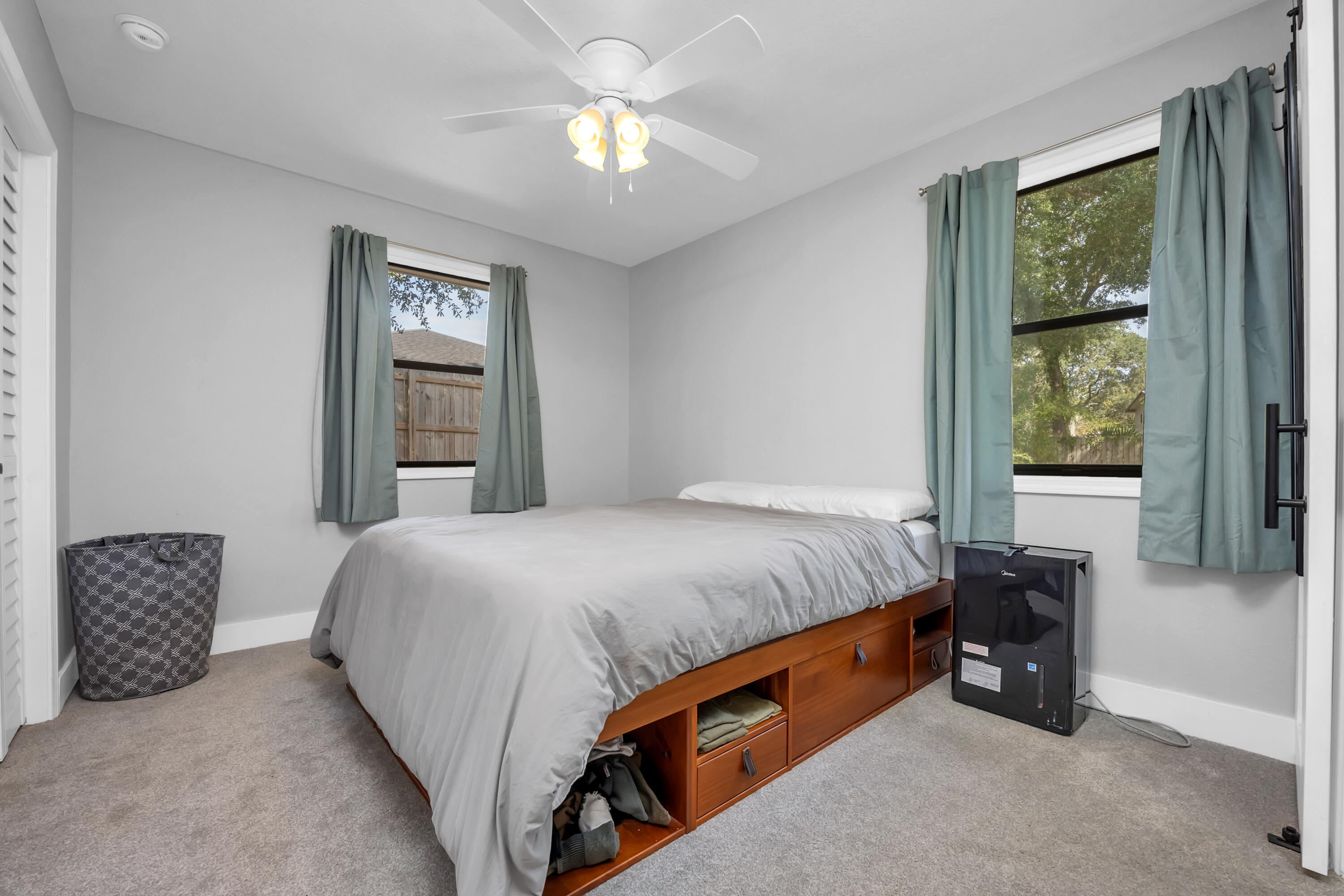 GARNIERS BEACH 2ND - Residential Lease