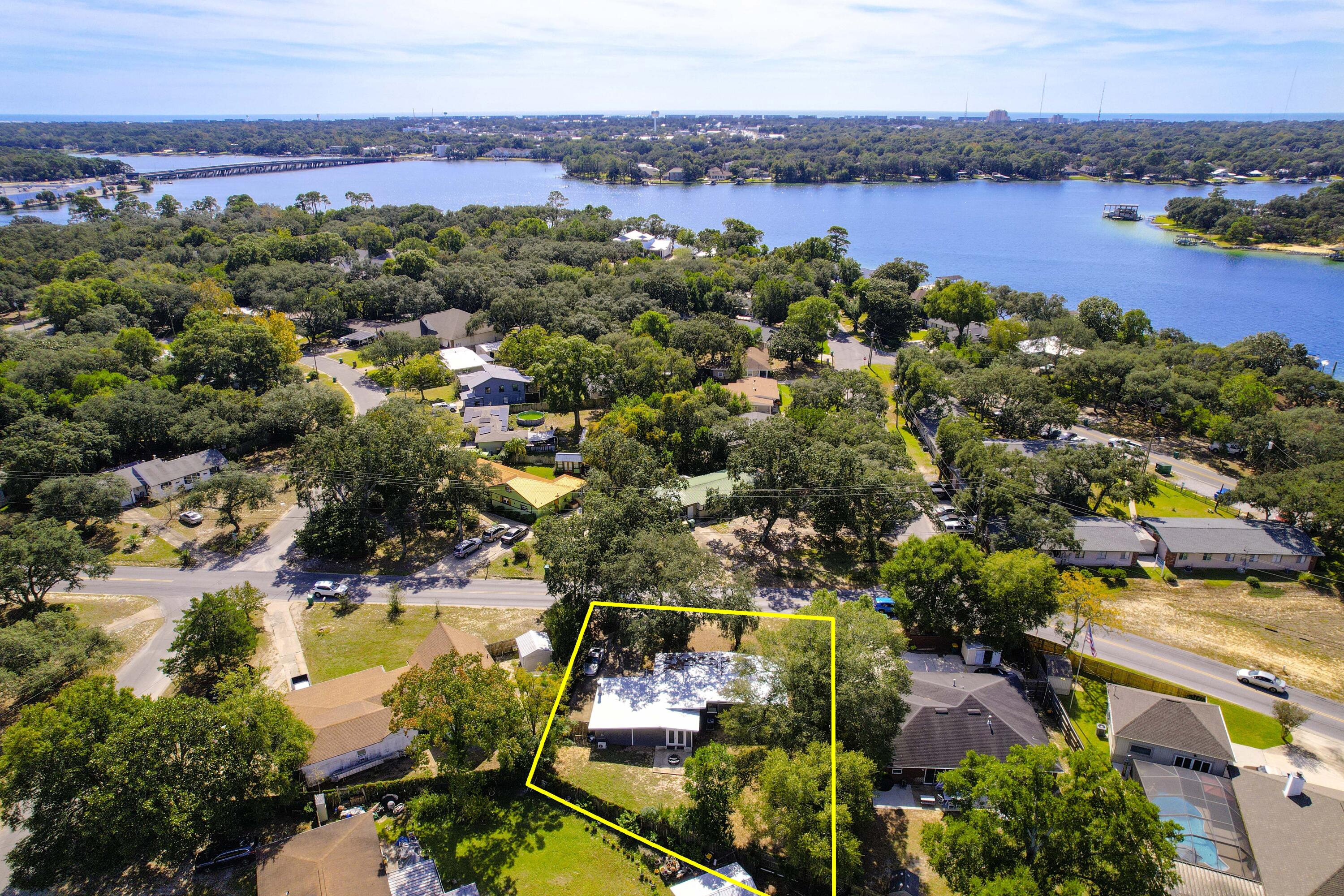 GARNIERS BEACH 2ND - Residential Lease