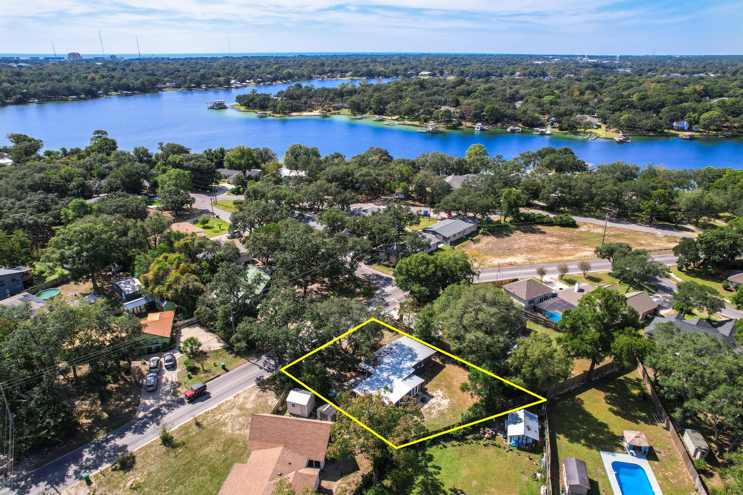 GARNIERS BEACH 2ND - Residential Lease