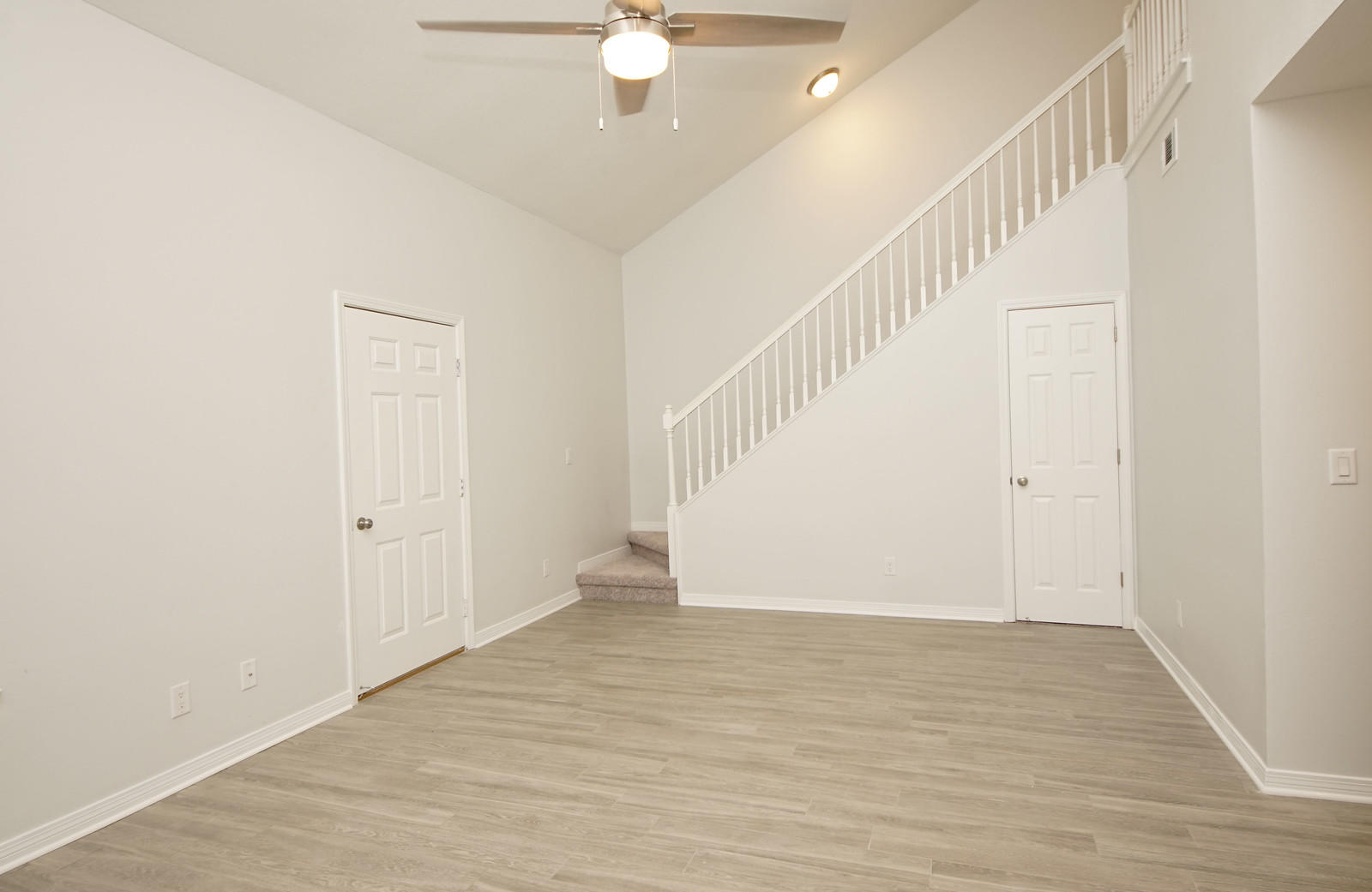 CAMBRIDGE VILLAGE T/H - Residential