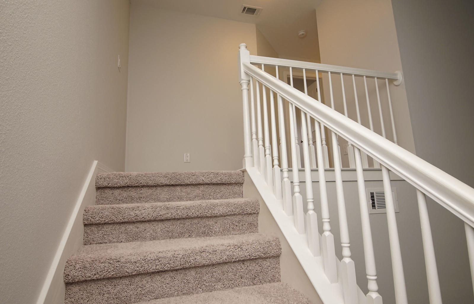 CAMBRIDGE VILLAGE T/H - Residential