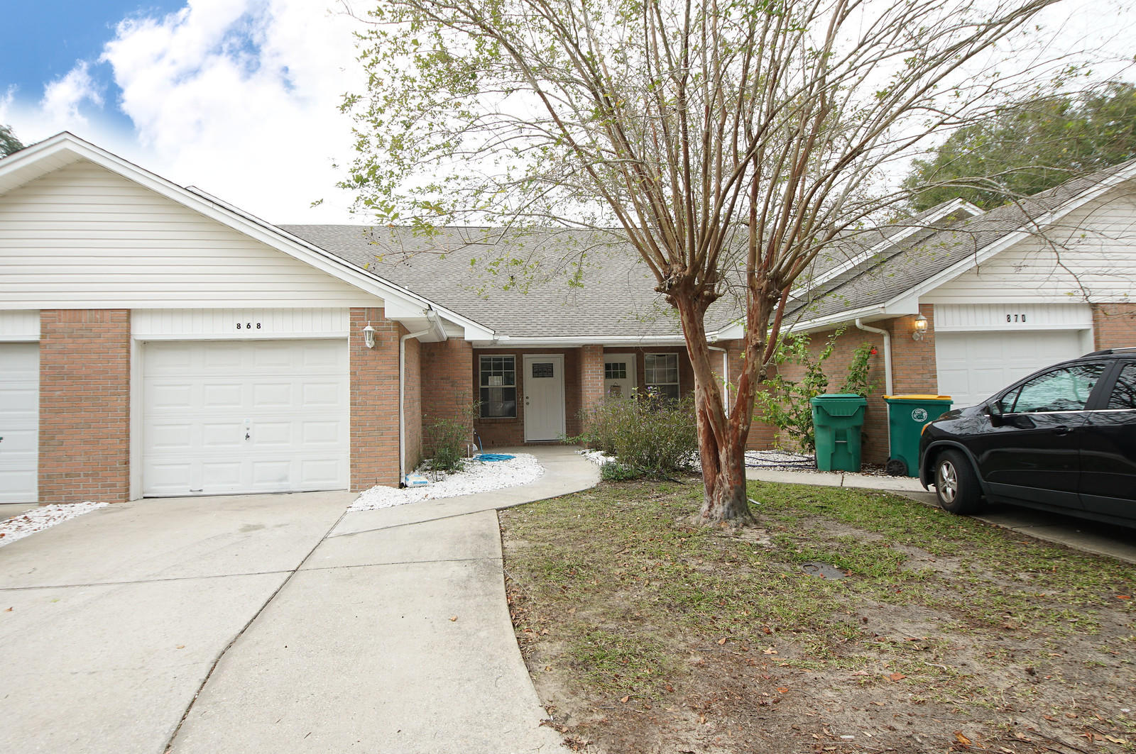 CAMBRIDGE VILLAGE T/H - Residential