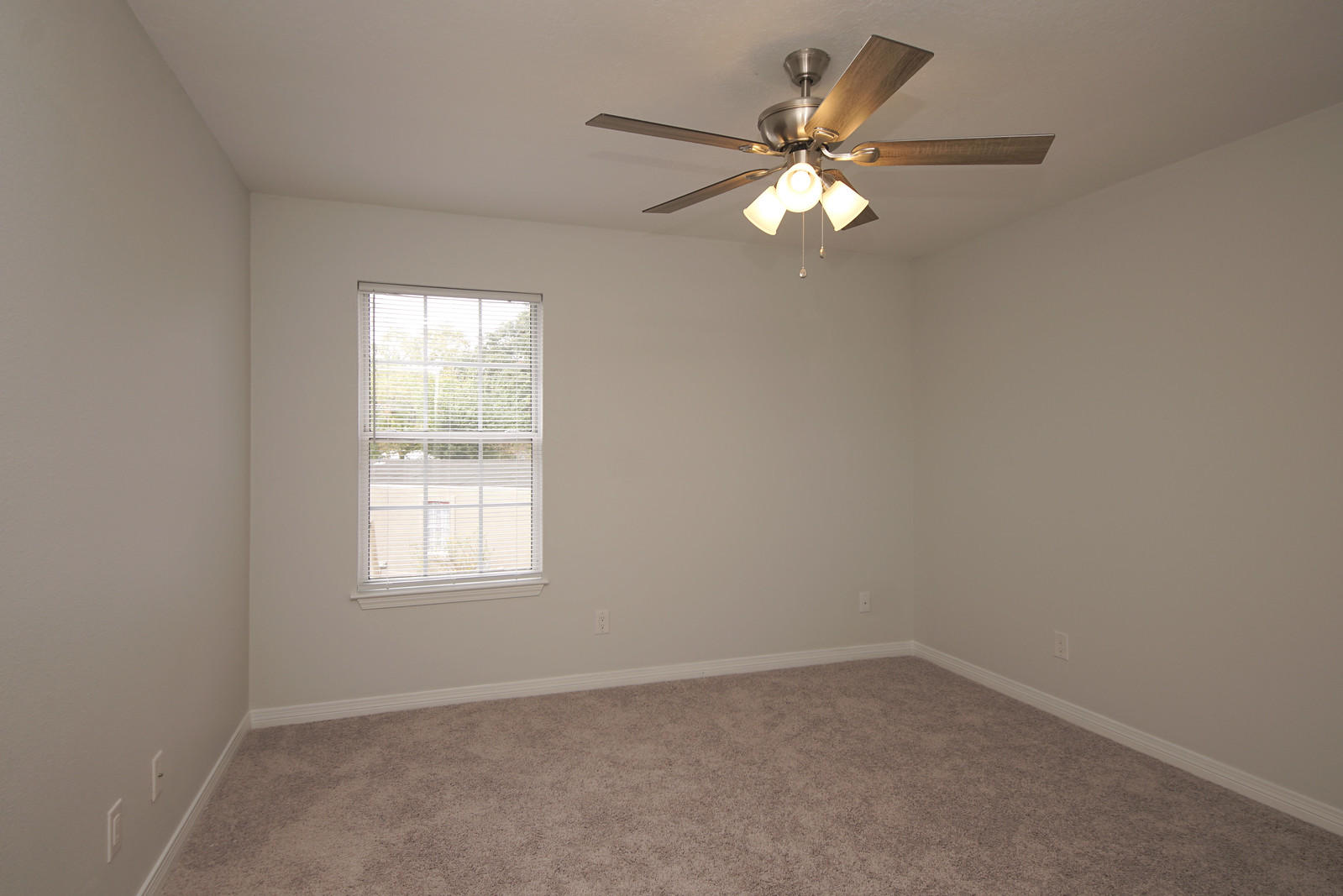 CAMBRIDGE VILLAGE T/H - Residential