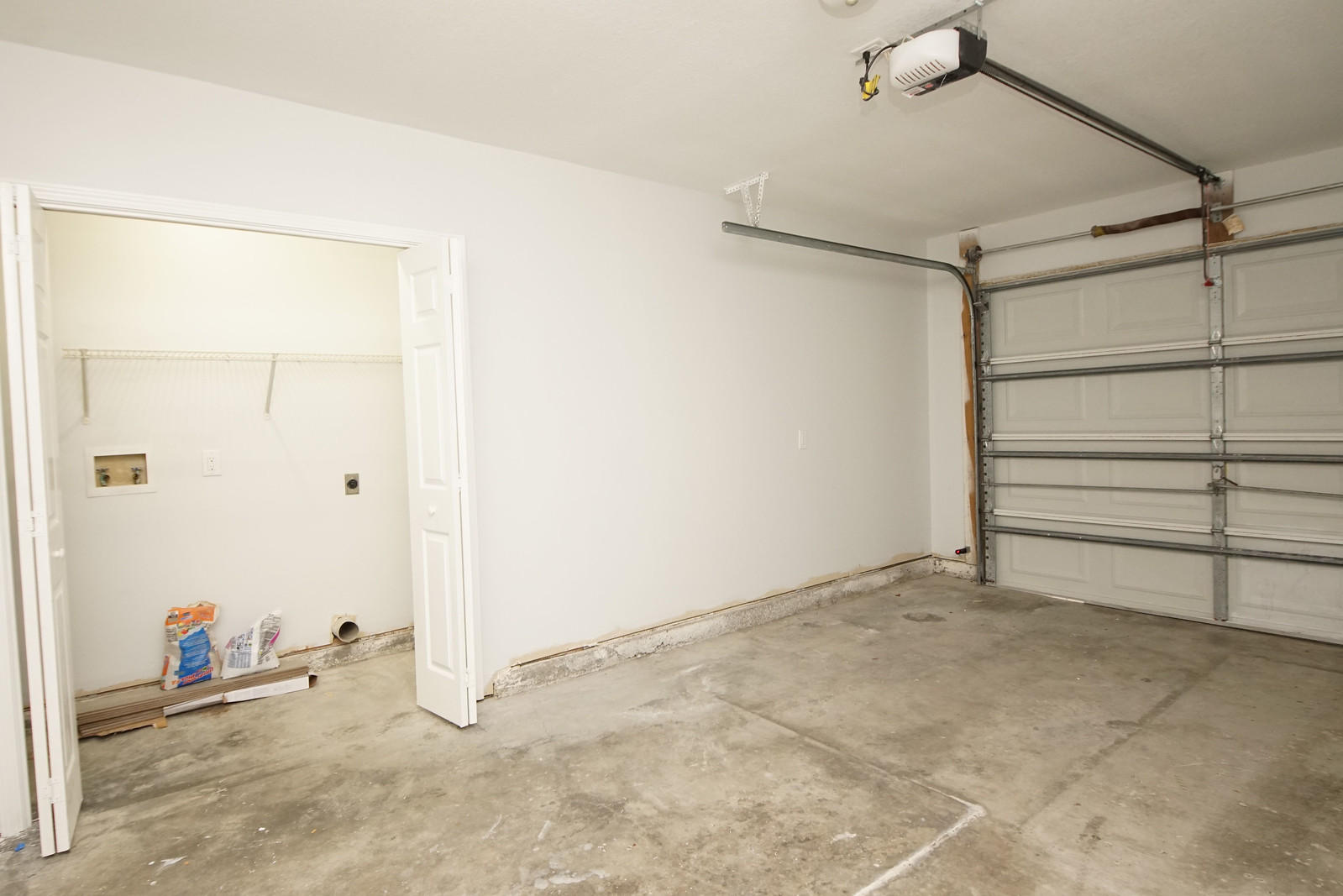 CAMBRIDGE VILLAGE T/H - Residential