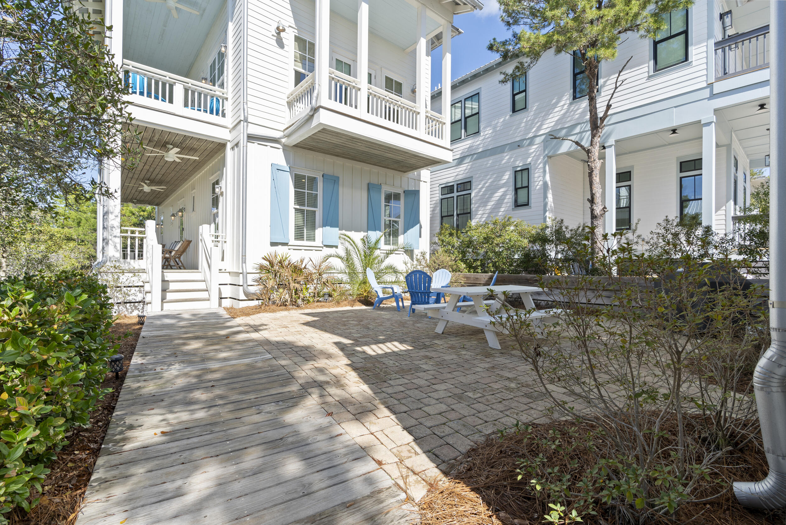 HIGHLAND PARKS - Residential