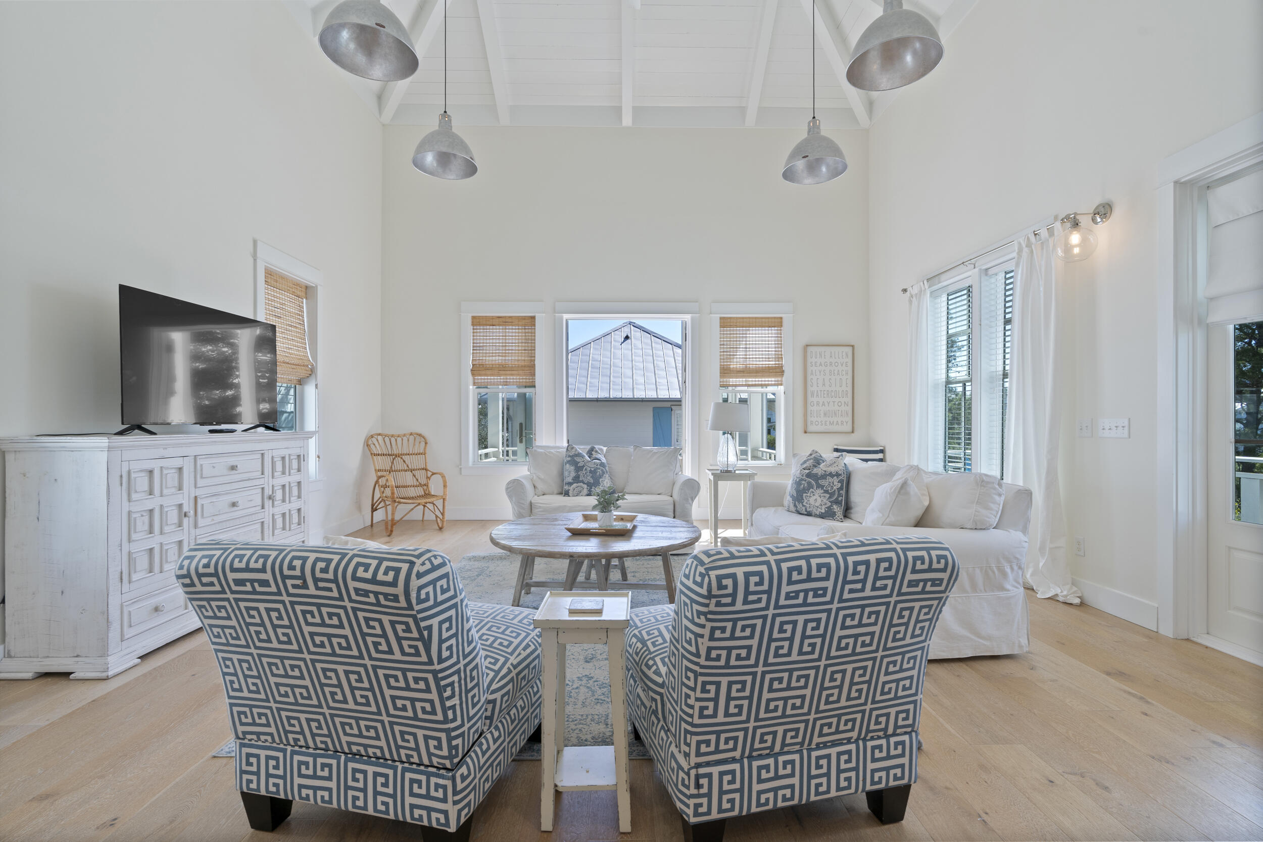 HIGHLAND PARKS - Residential