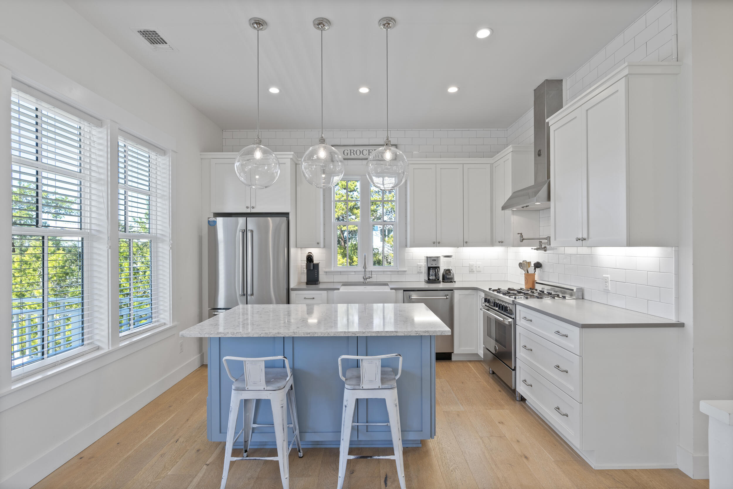 HIGHLAND PARKS - Residential