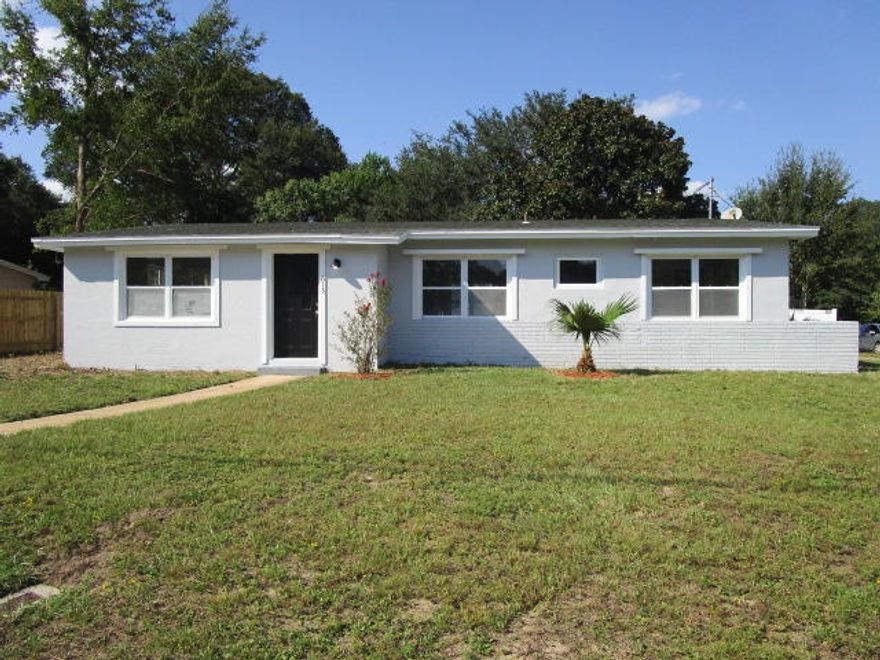 BACK ON THE MARKET! Great 4 bedroom 2 bath home in desirable Mary Esther! This 1828 square foot home features a large living/dining combo, roomy kitchen, formal living and dining rooms, split bedroom layout for added privacy, and lots of closet space! Privacy fenced in back yard with patio. One car garage with garage door opener. This house is move-in ready with only a few cosmetic repairs needed. Don;t wait, this one won't last long!