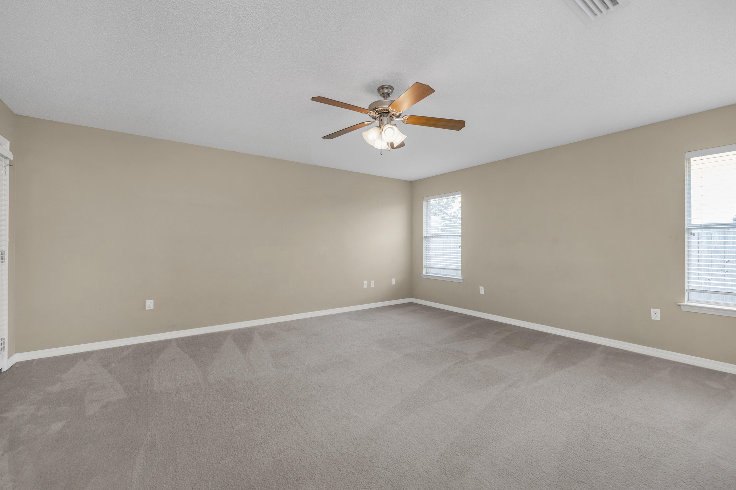 SKY RIDGE ESTATES 1ST ADD - Residential