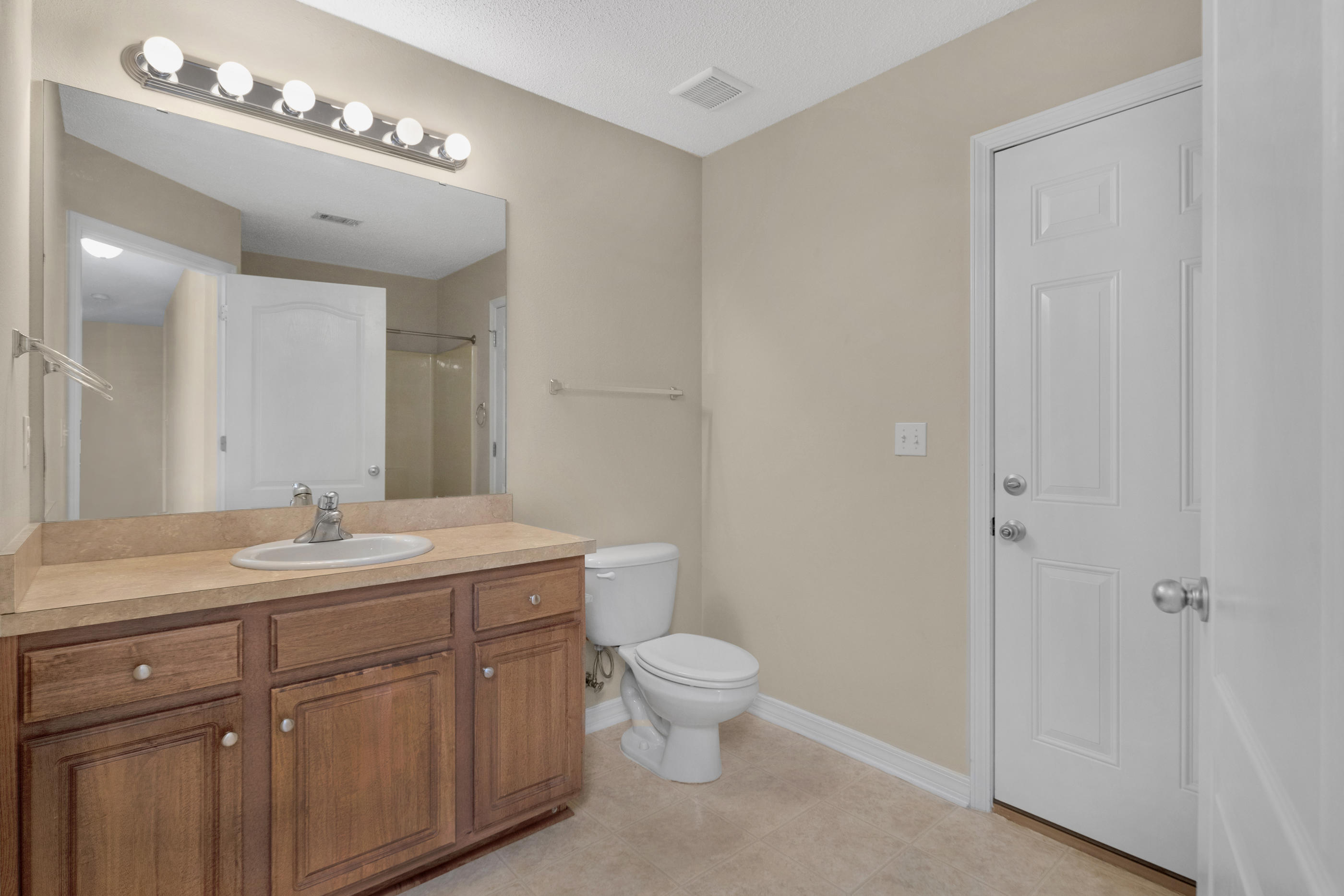 SKY RIDGE ESTATES 1ST ADD - Residential