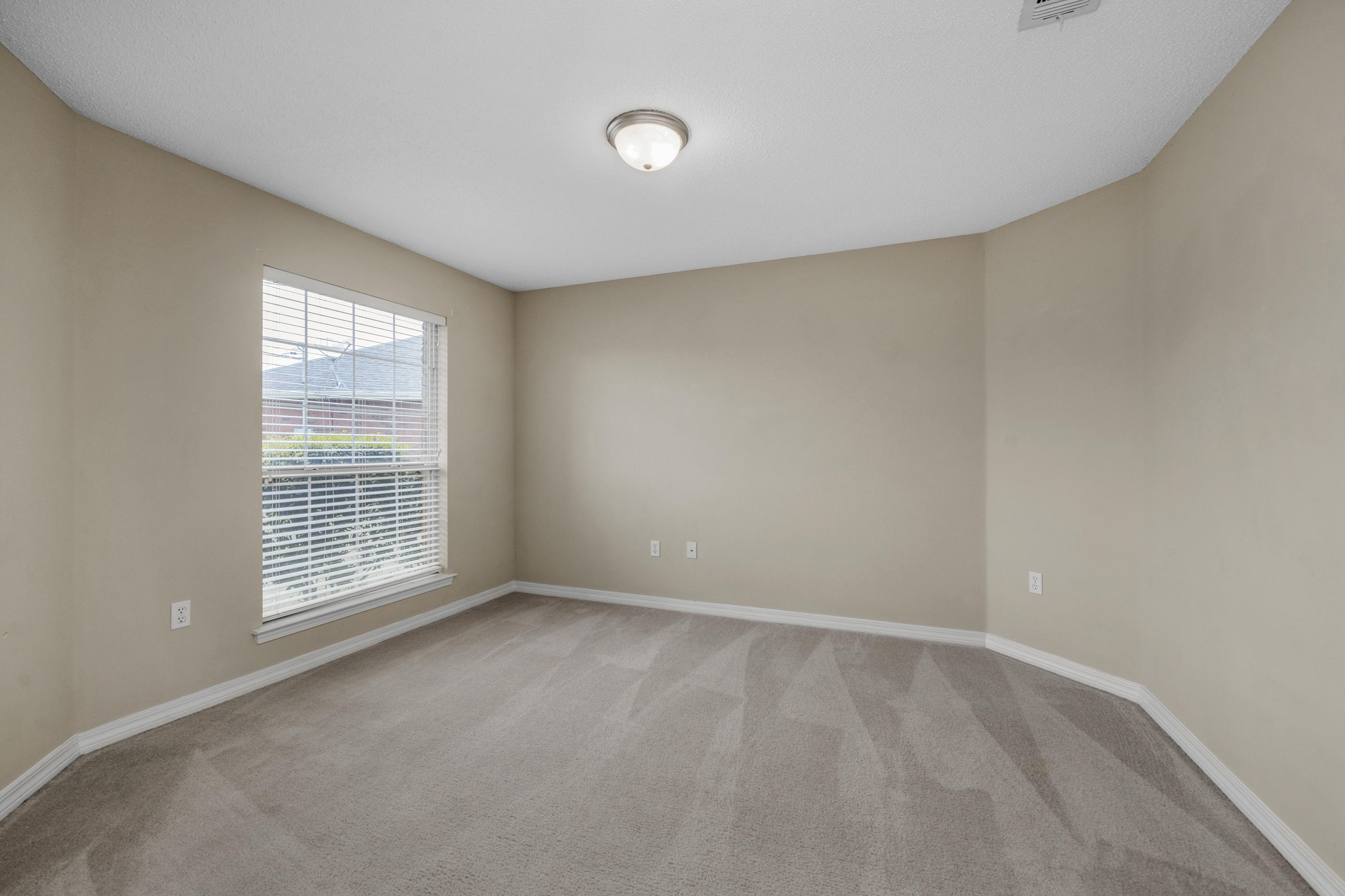 SKY RIDGE ESTATES 1ST ADD - Residential