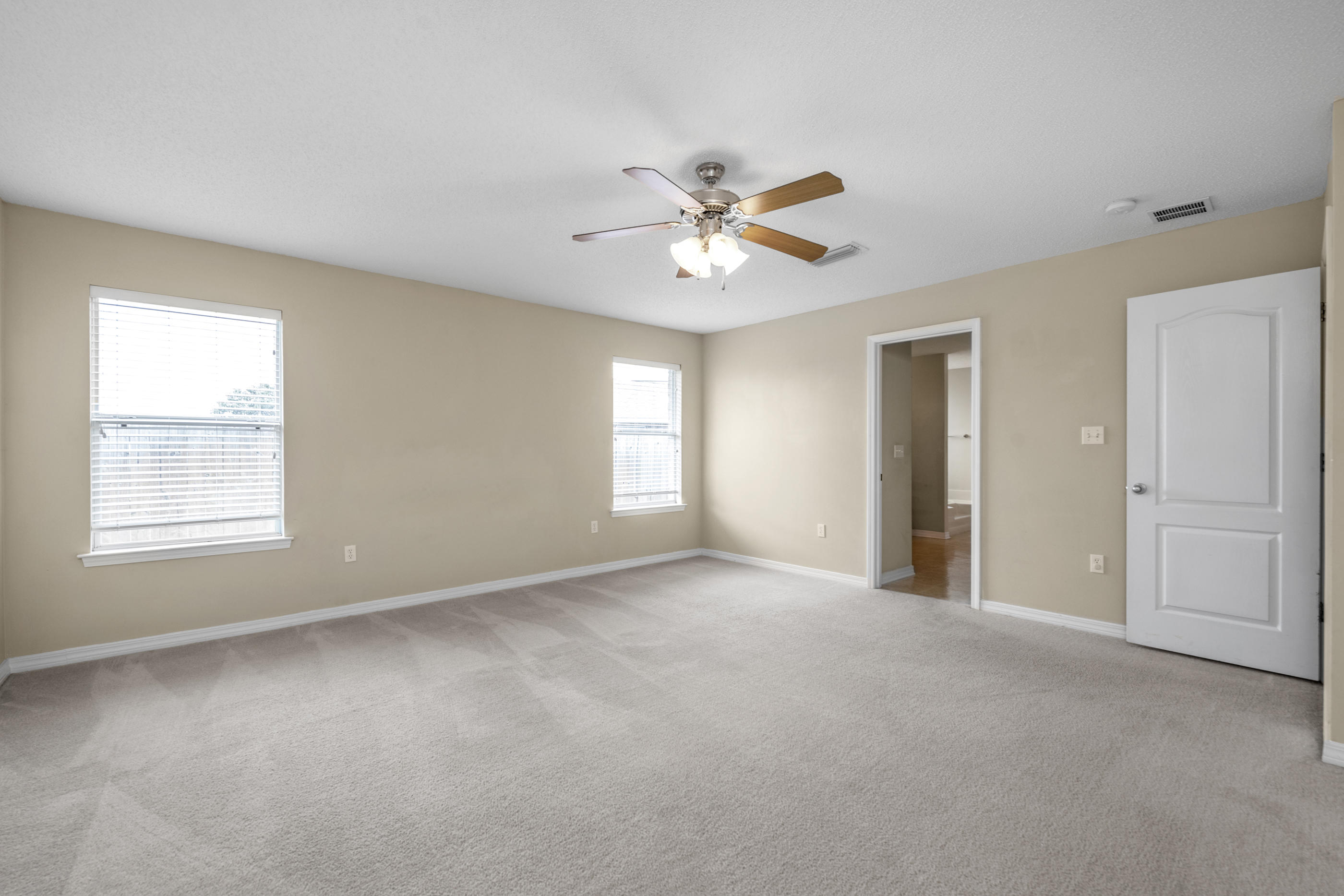 SKY RIDGE ESTATES 1ST ADD - Residential