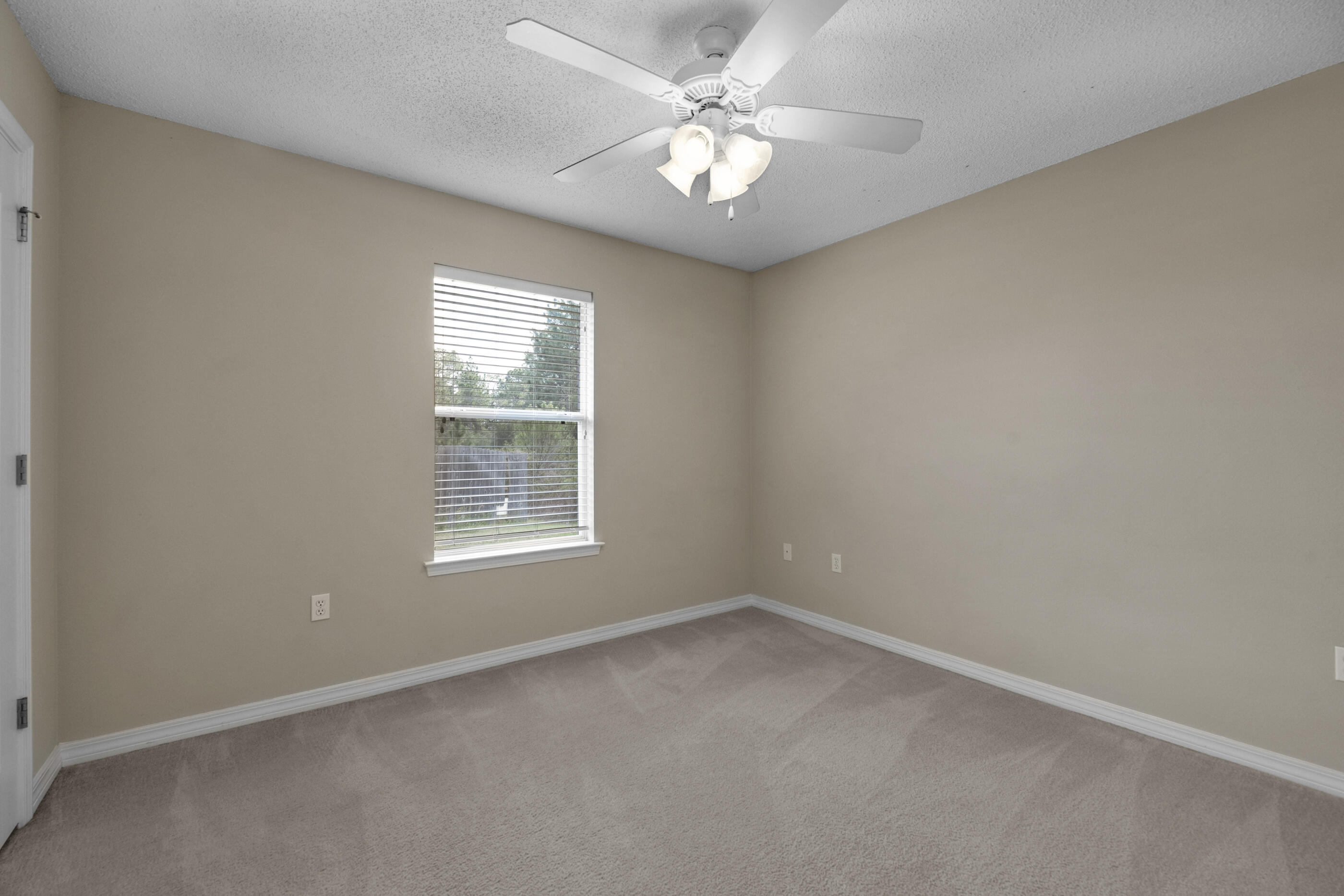 SKY RIDGE ESTATES 1ST ADD - Residential