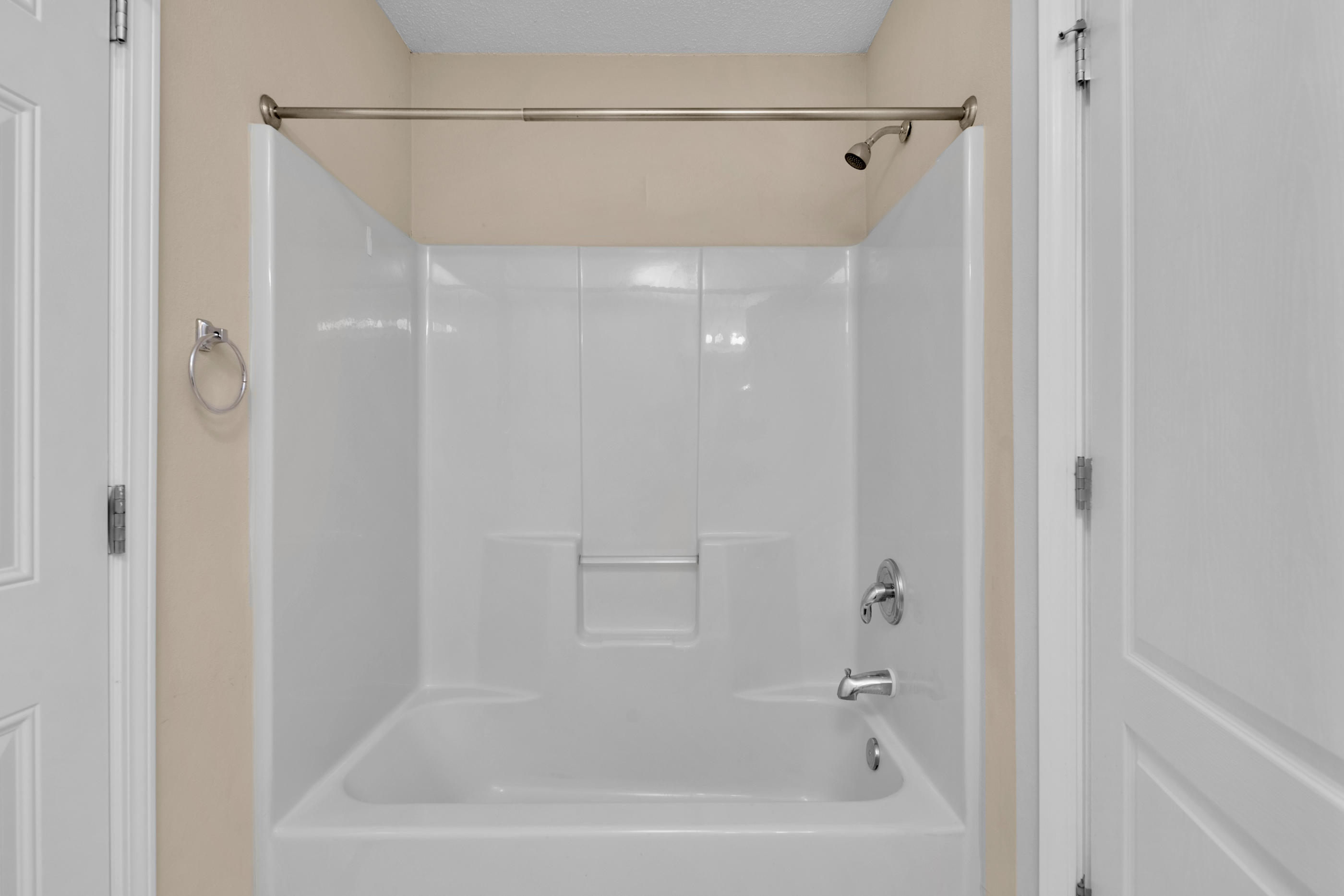 SKY RIDGE ESTATES 1ST ADD - Residential