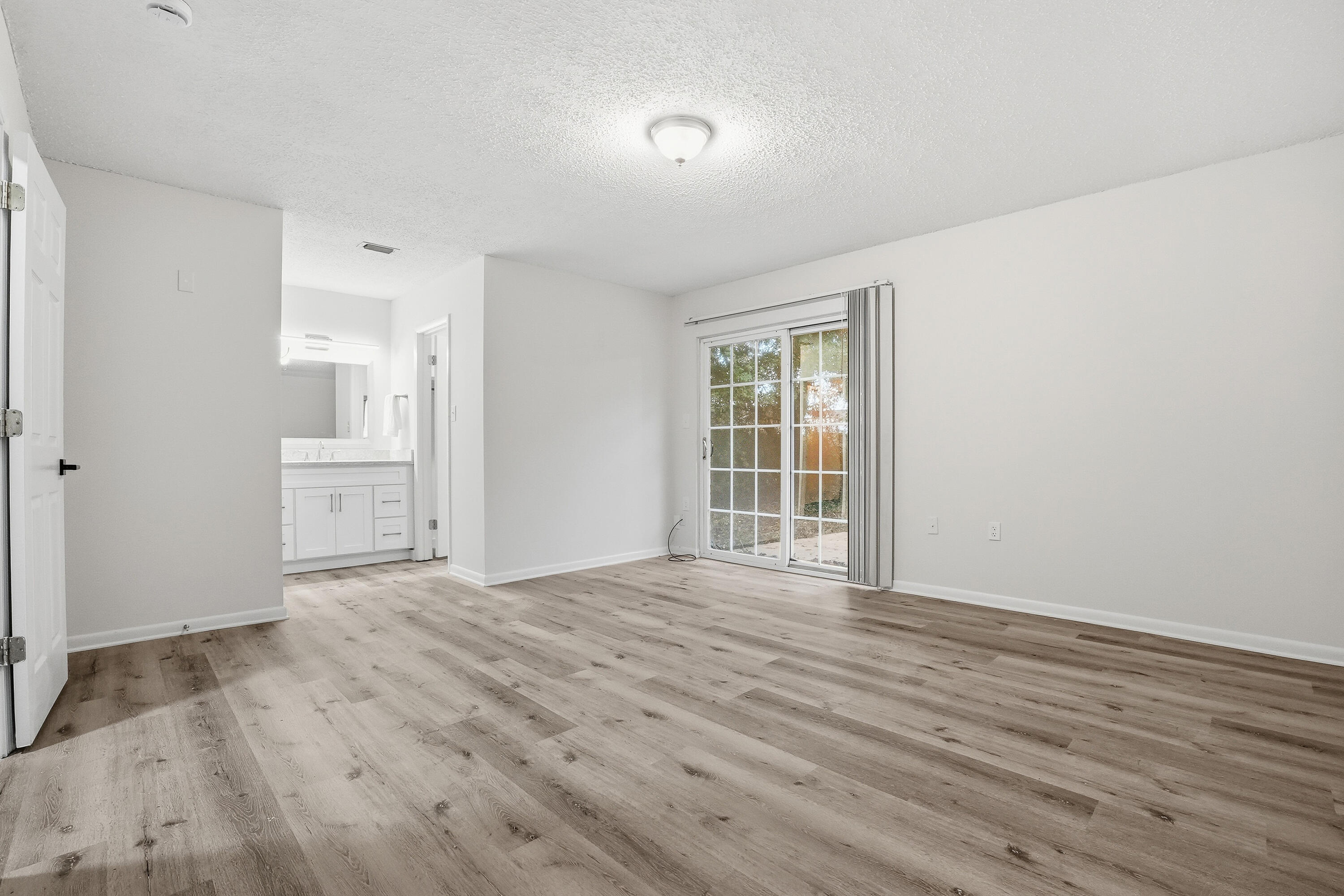 Casa Loma - Residential