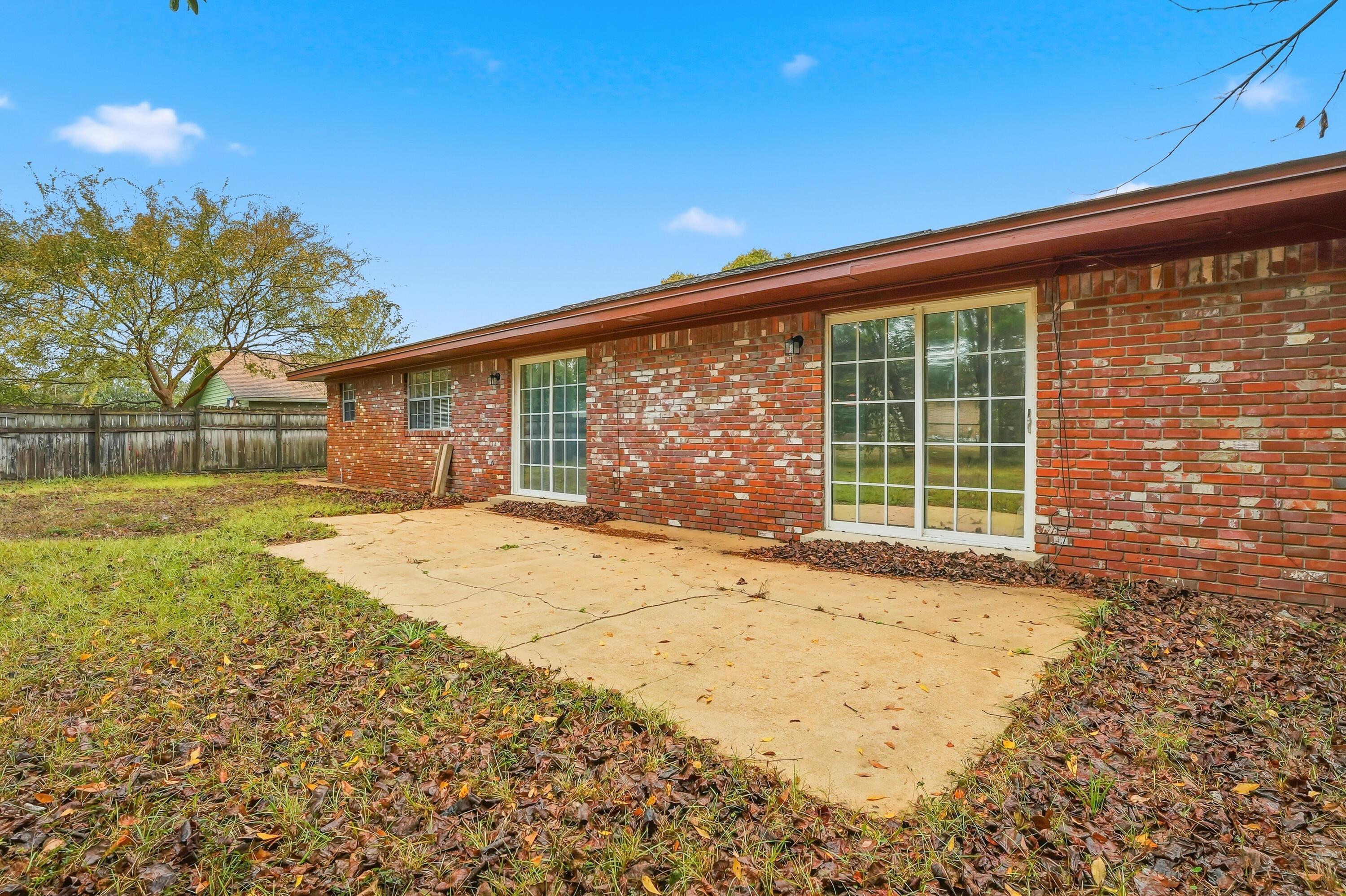 Casa Loma - Residential